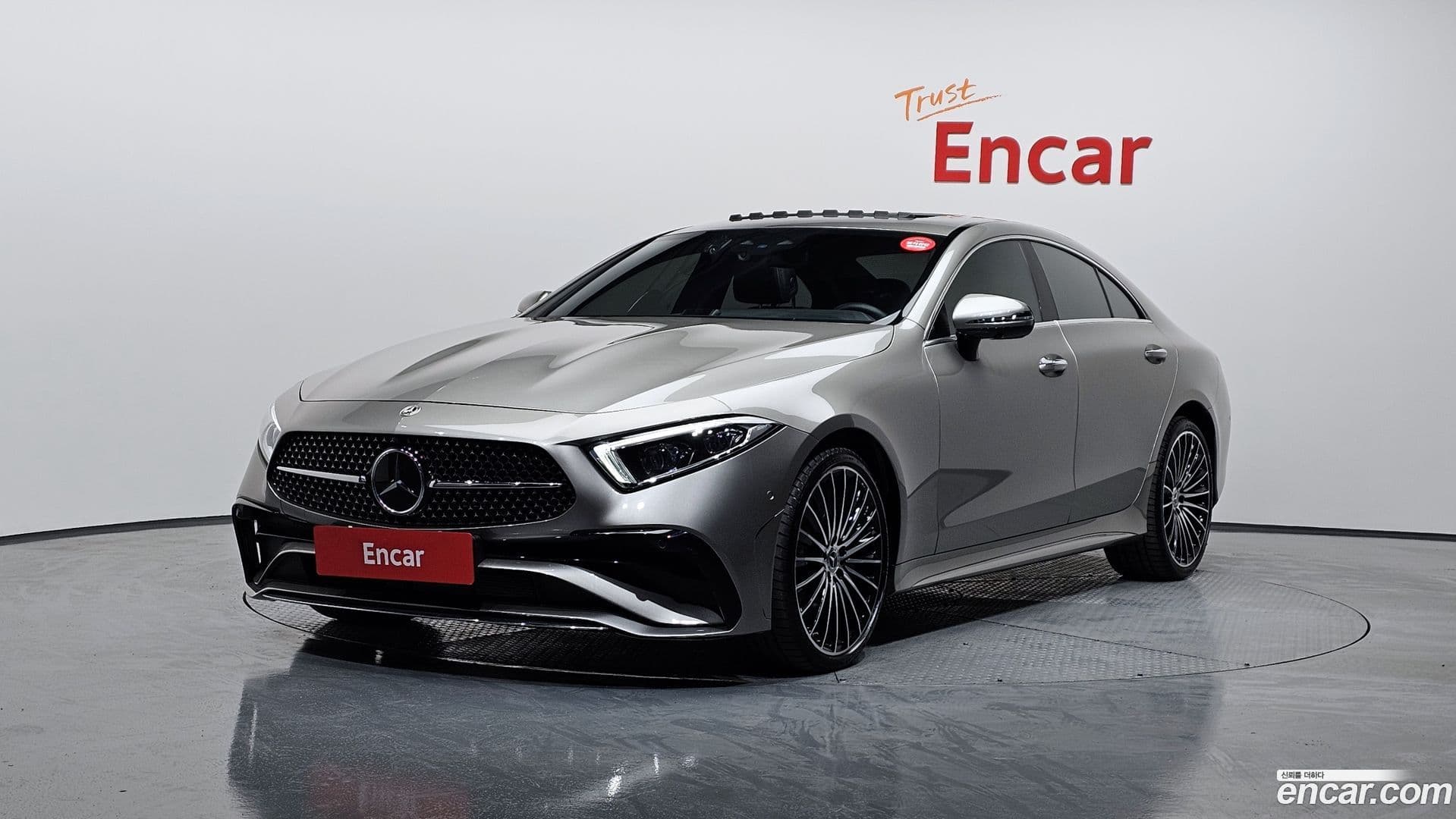 Main__Slider__Photo:CLS-Class Mercedes-Benz 2022.8-0