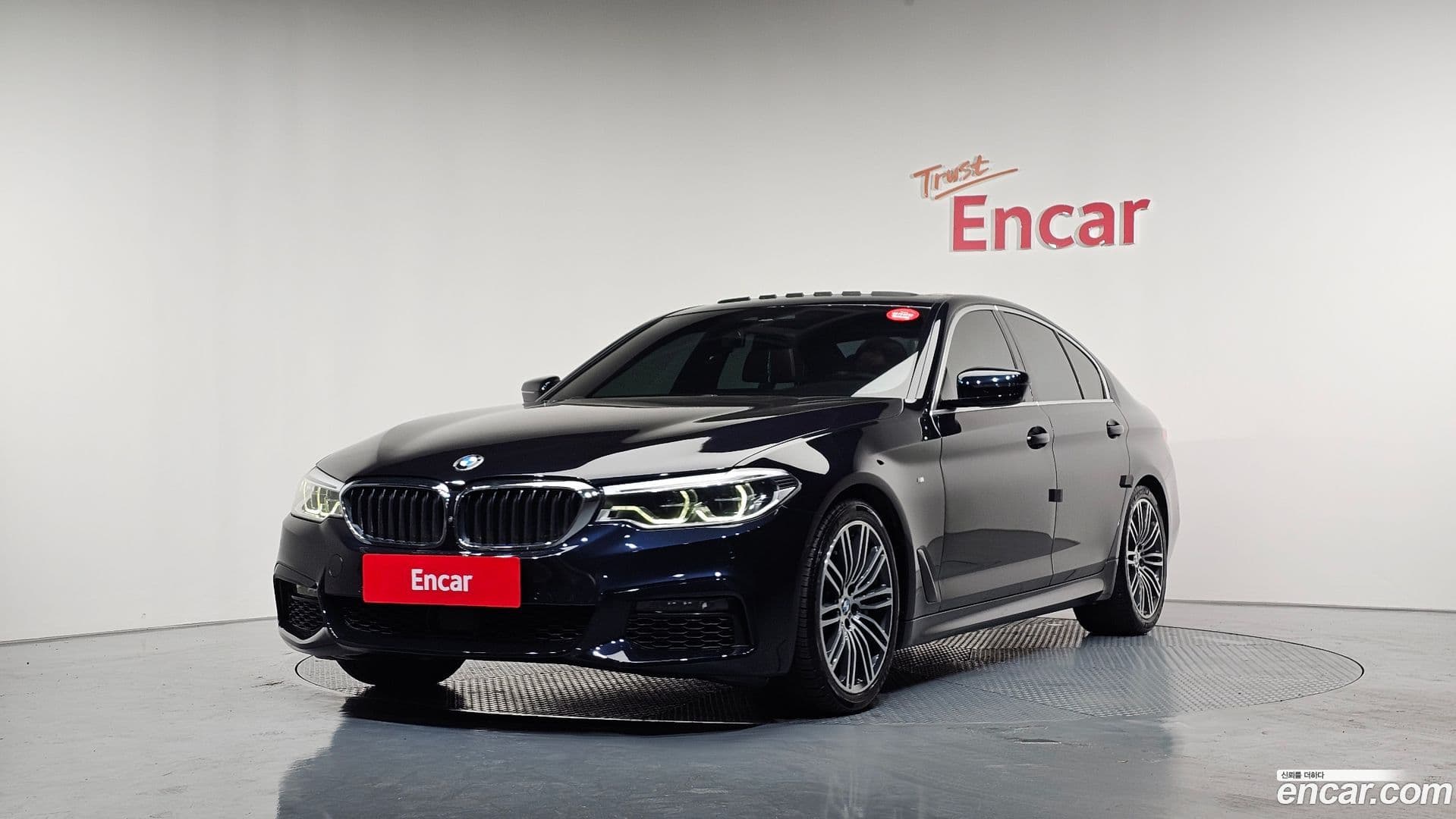 Main__Slider__Photo:5-Series BMW 2020.3-0