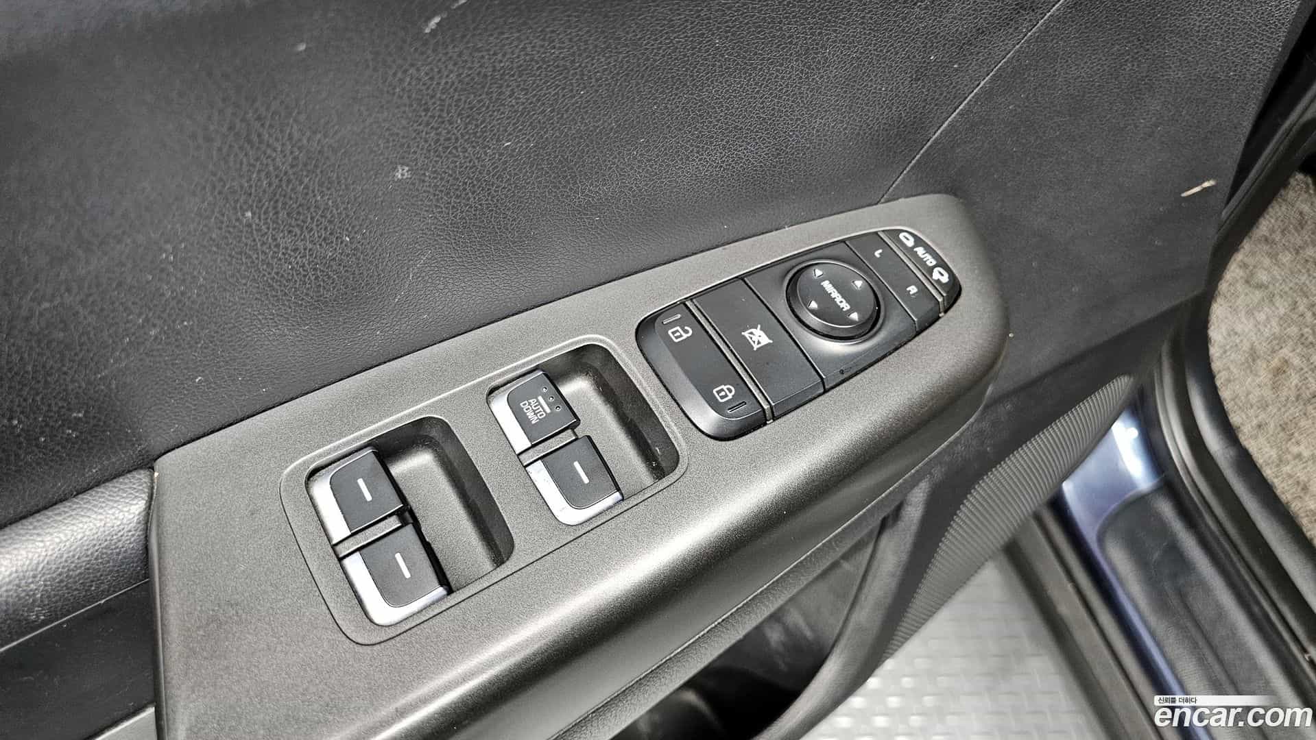 Sportage Kia 2017.5-OPTION-018