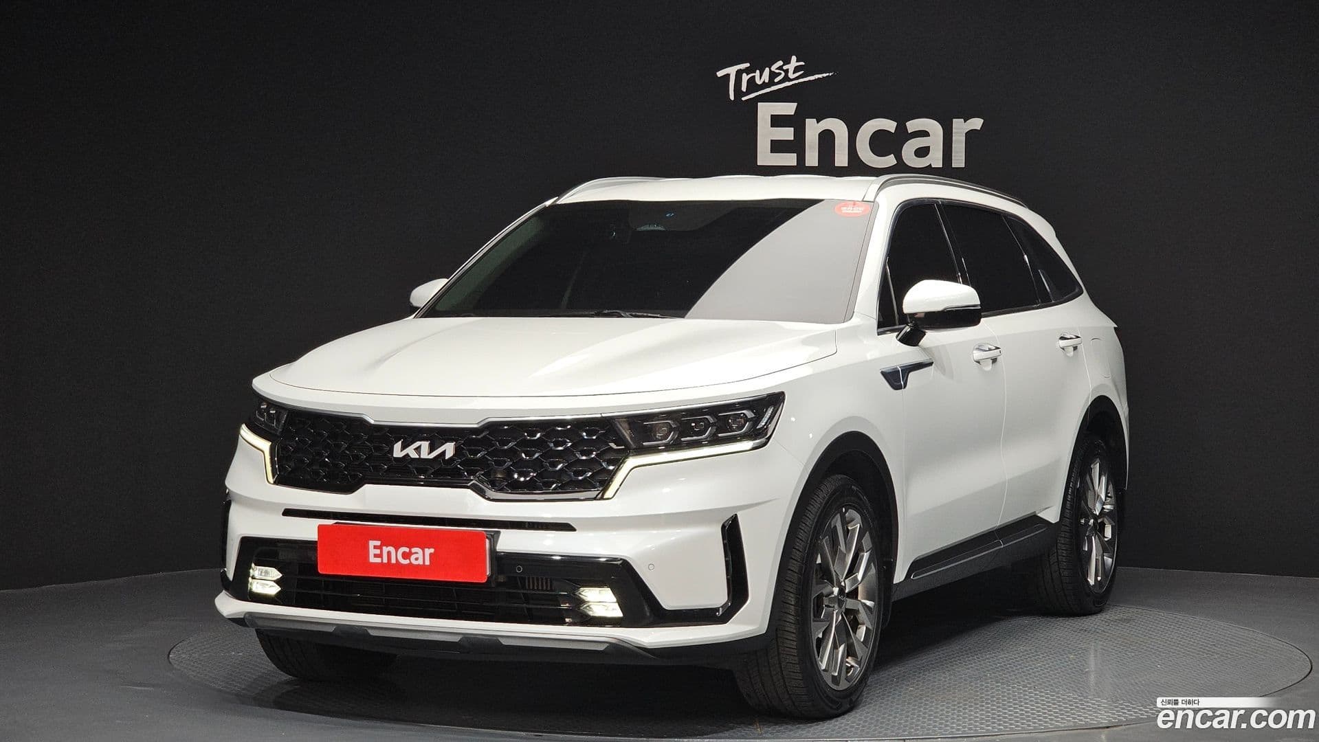 Main__Slider__Photo:Sorento Kia 2022.0-0