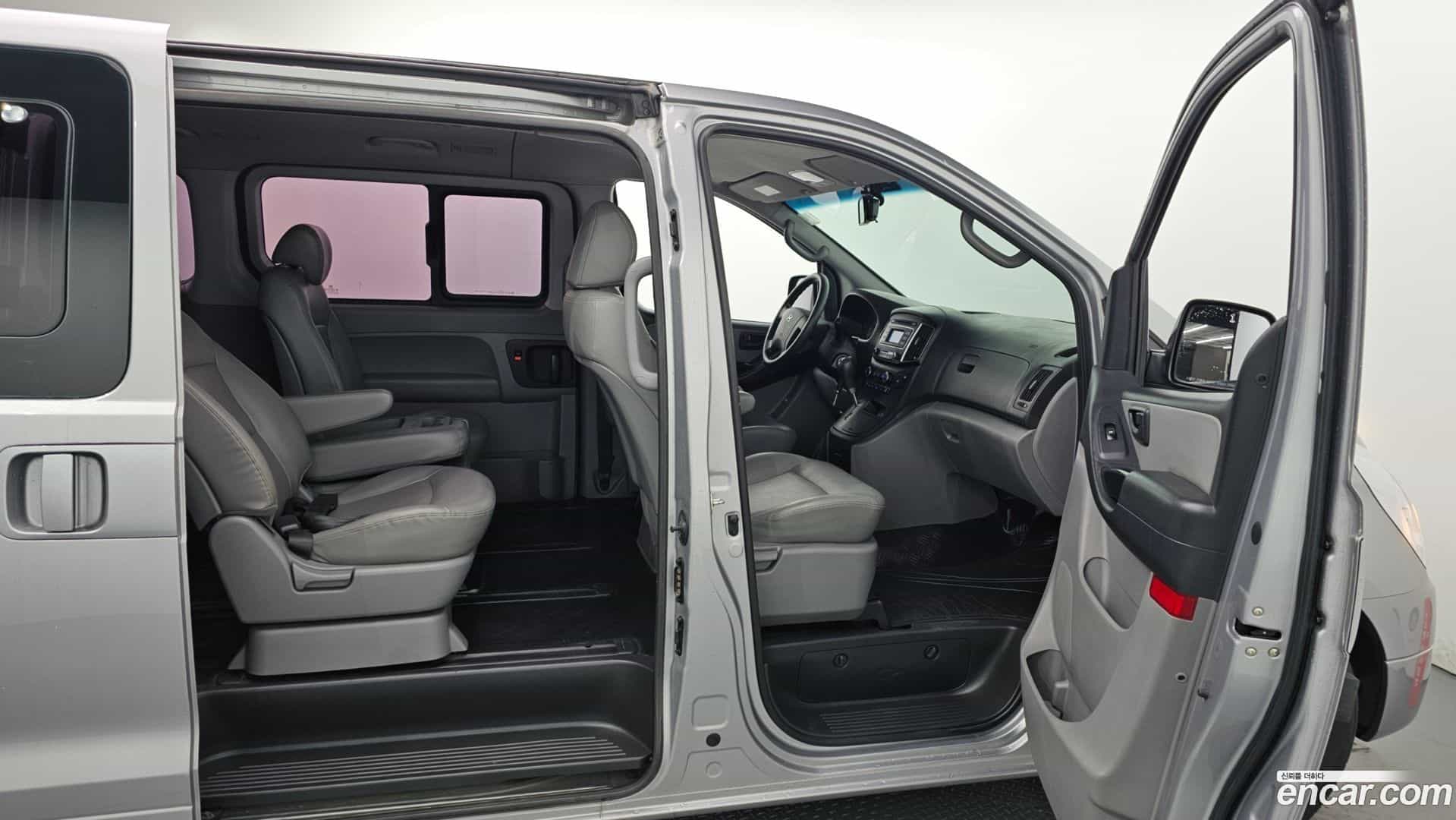Starex Hyundai 2015.9-OPTION-015