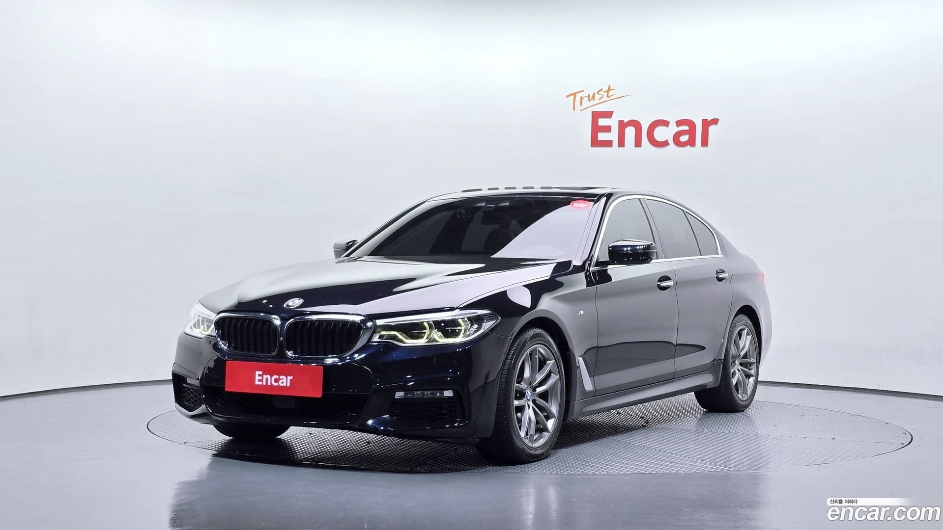 Main__Slider__Photo:5-Series BMW 2018.1-0
