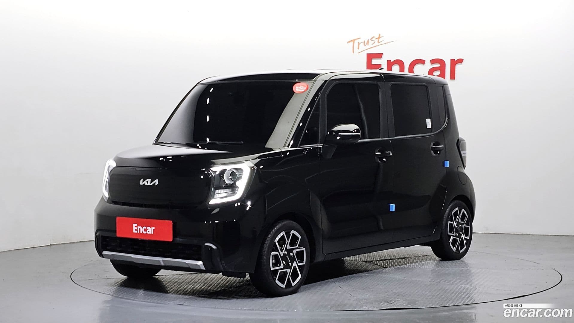 Main__Slider__Photo:RAY Kia 2024.0-0