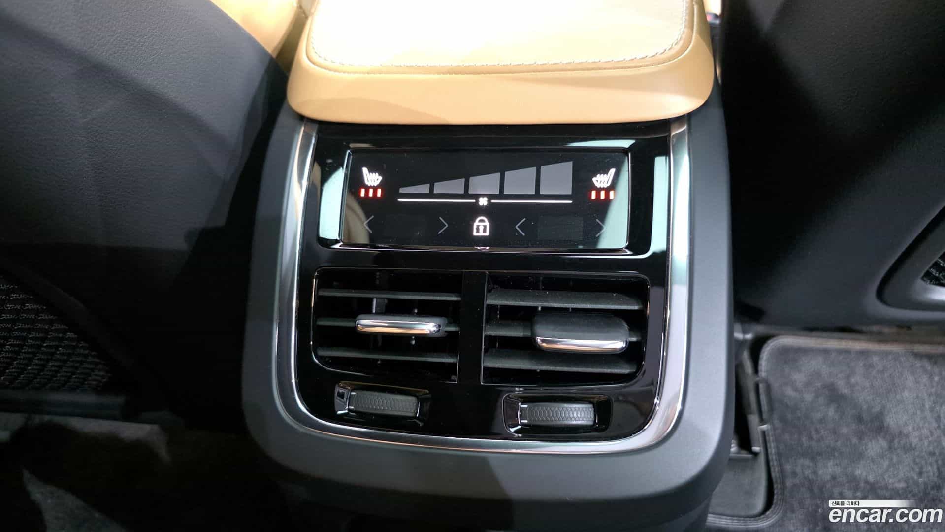 XC90 Volvo 2021.3-OPTION-023