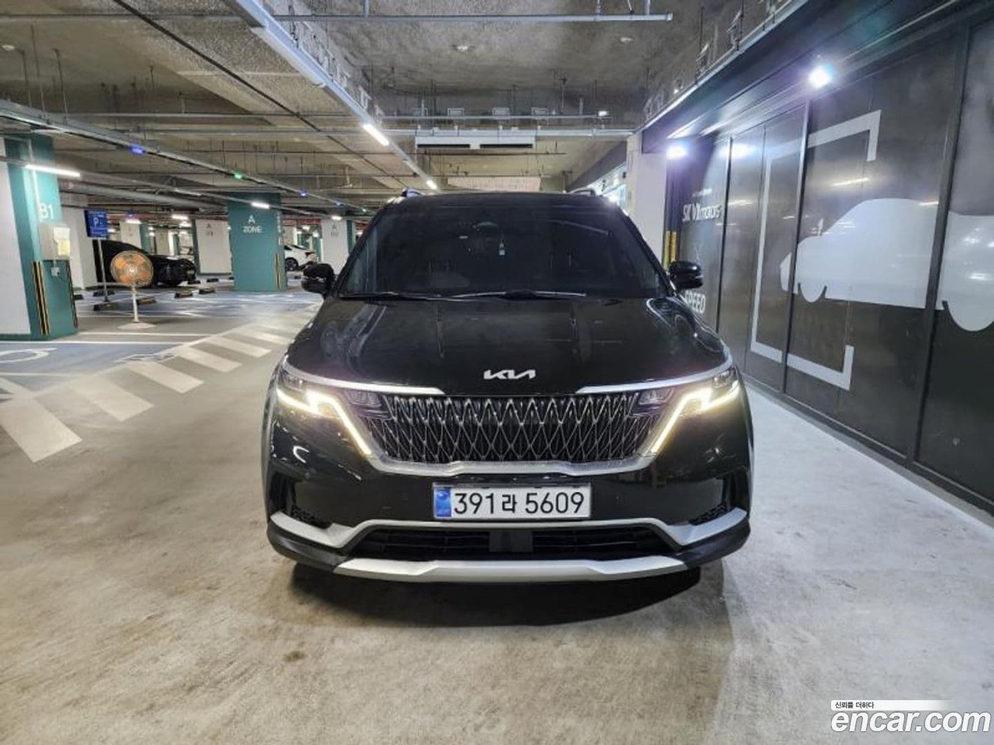 Main__Slider__Photo:Canival Kia 2021.11-0