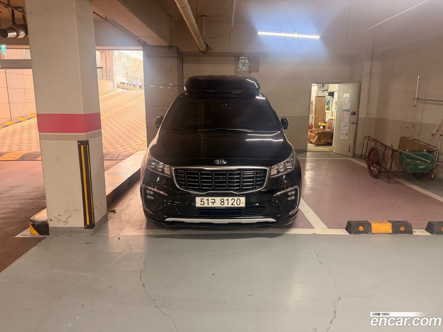 Main__Slider__Photo:Canival Kia 2019.4-0
