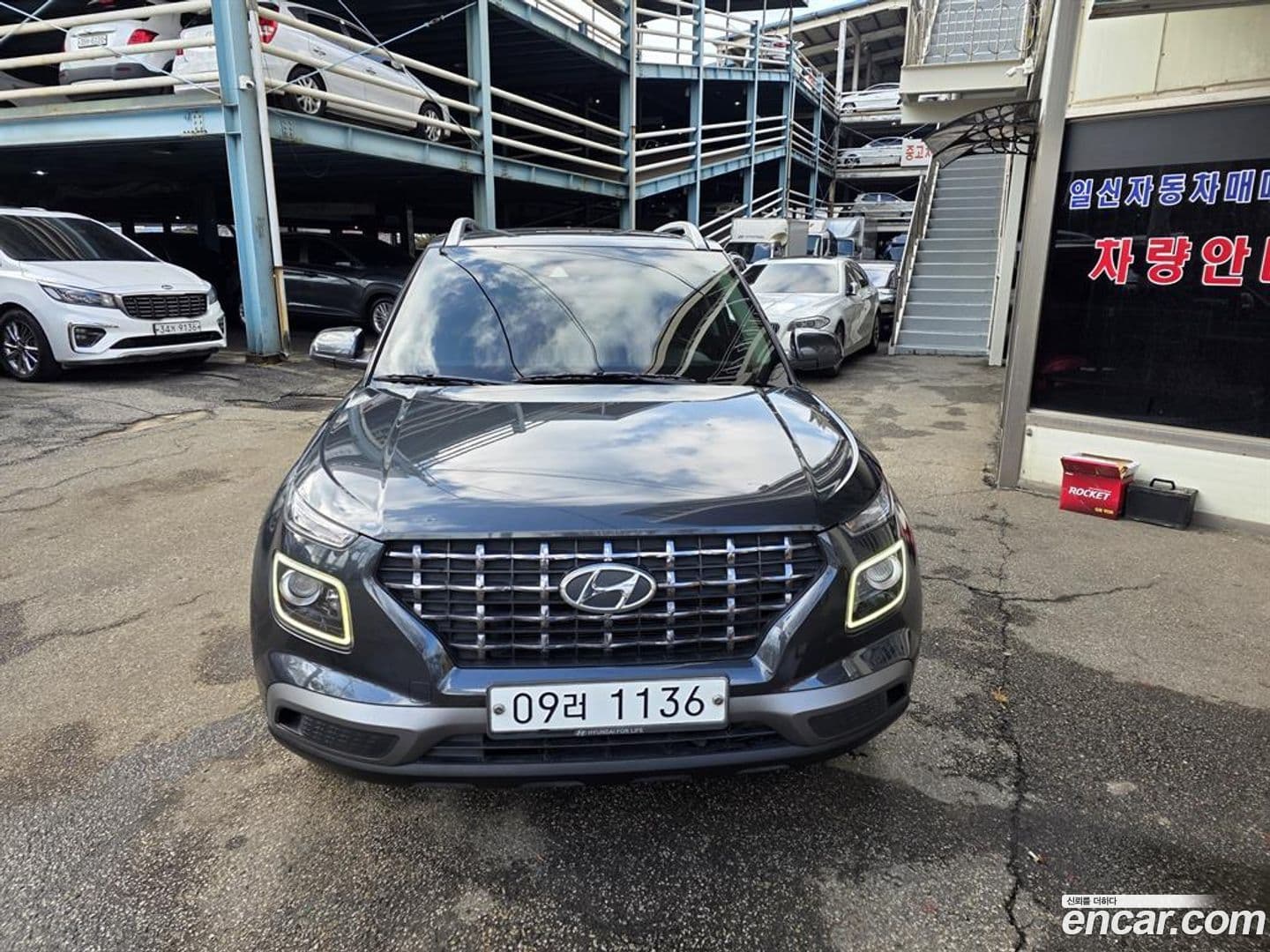 Main__Slider__Photo:Venue Hyundai 2019.7-0