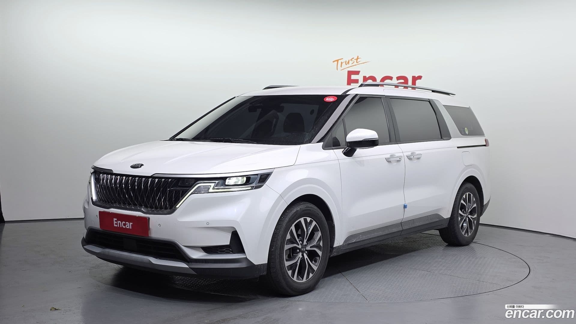 Main__Slider__Photo:Canival Kia 2021.6-0