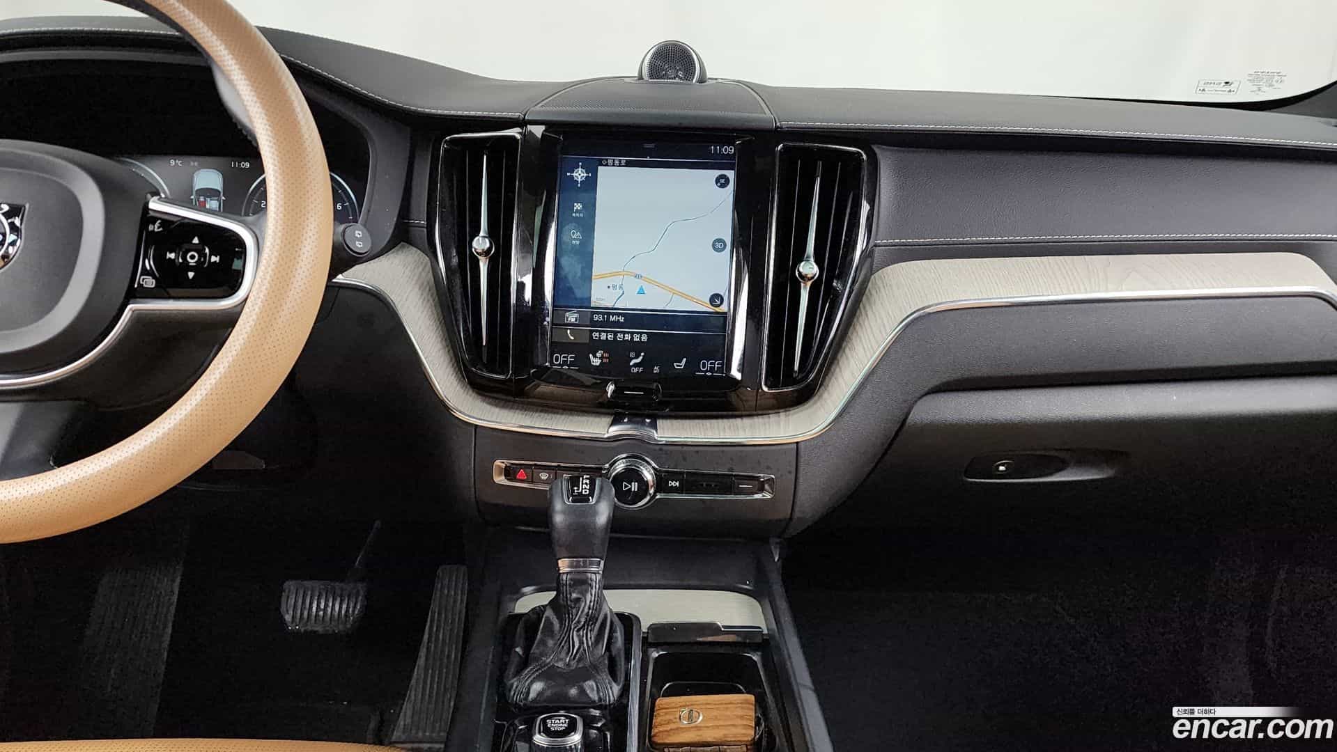 XC60 Volvo 2020.5-OPTION-018