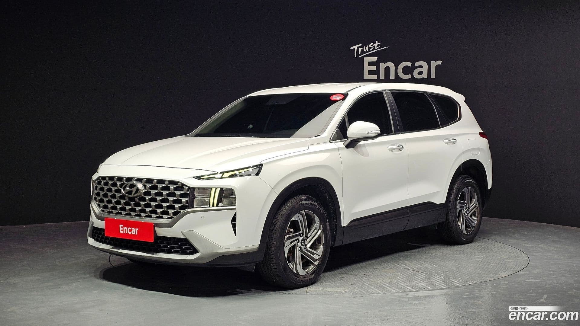 Main__Slider__Photo:Santafe Hyundai 2021.10-0