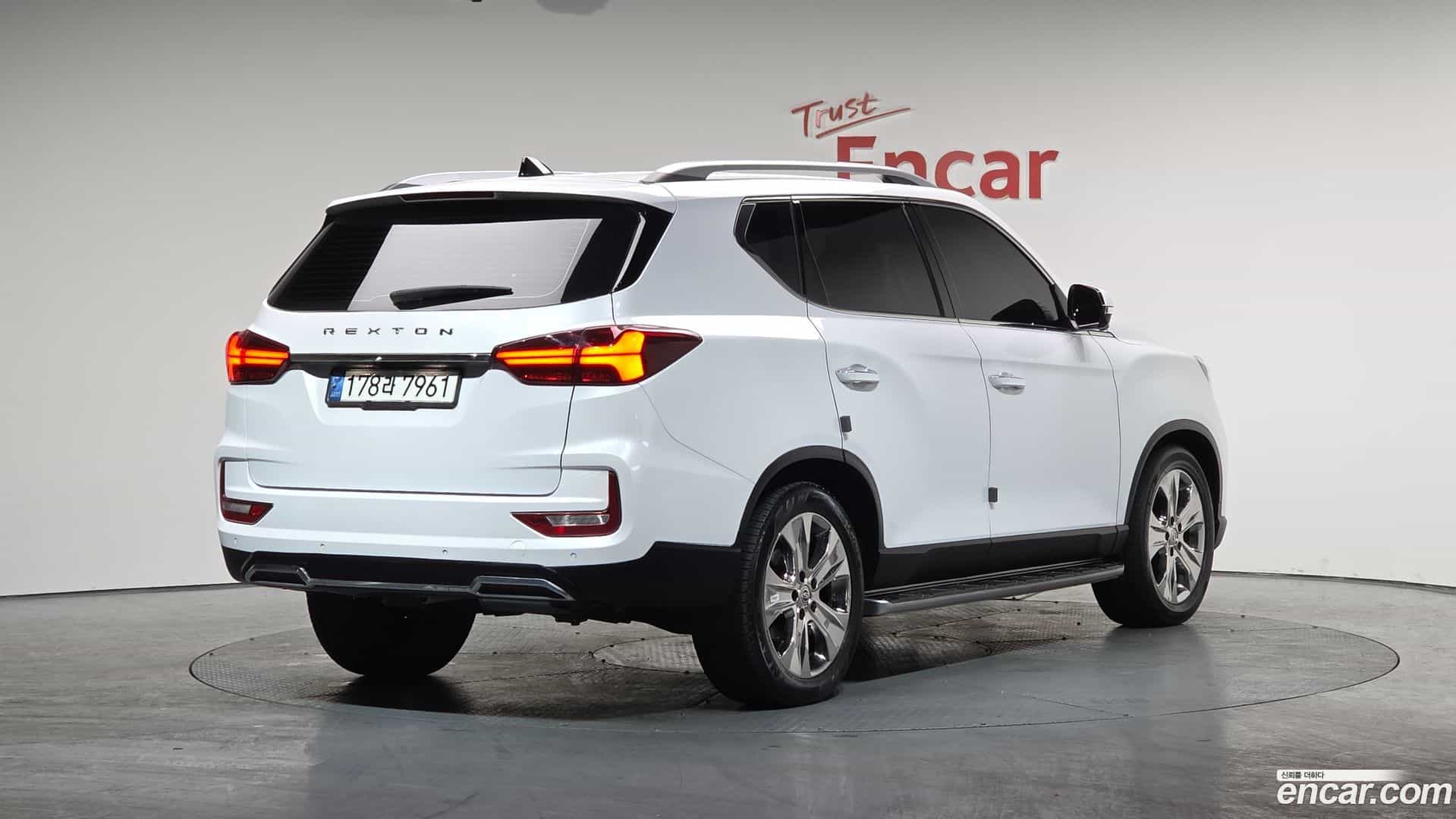 Rexton KG Mobility 2021.0-OUTER-002