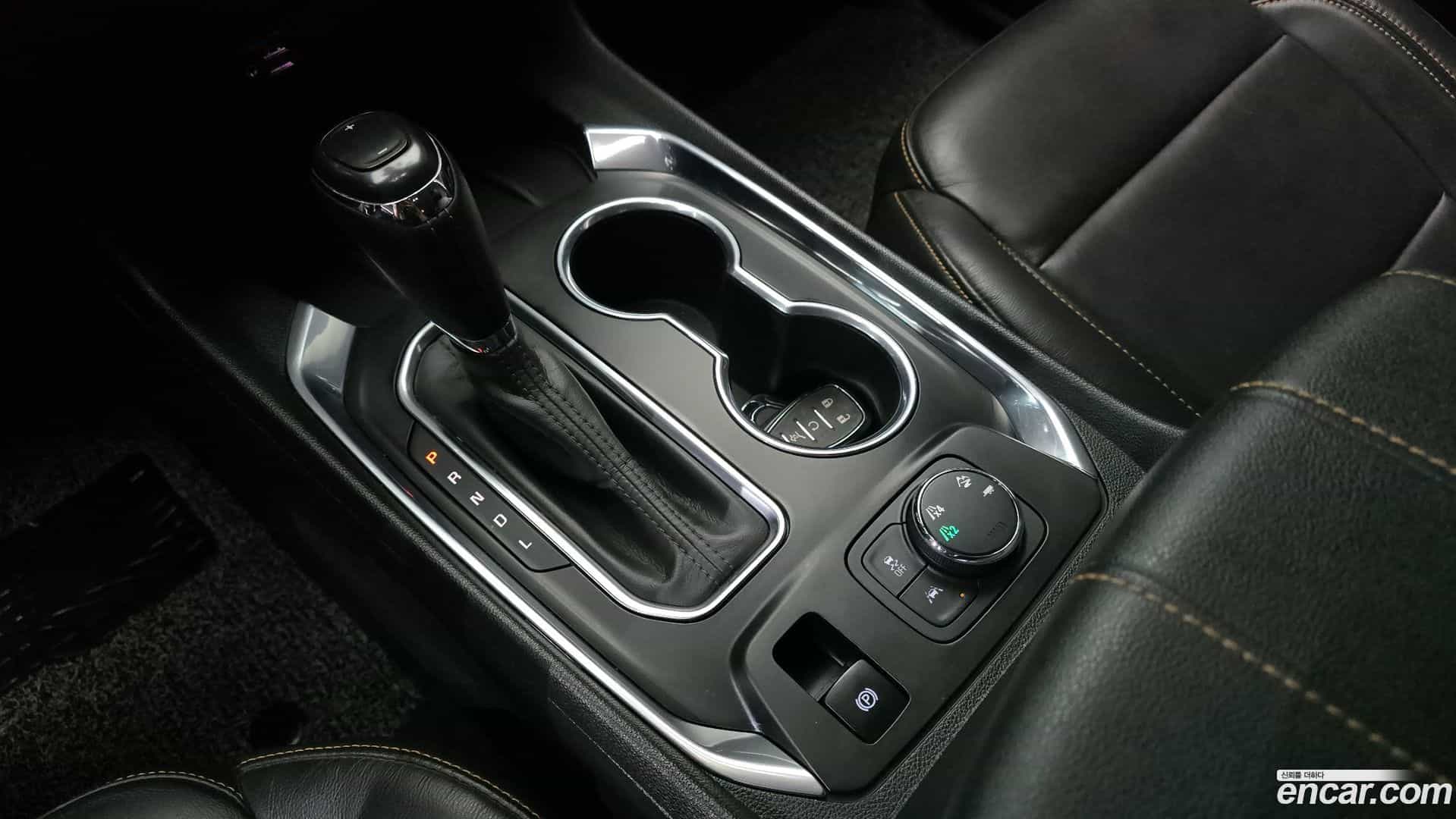 Traverse Chevrolet 2020.1-INNER-009
