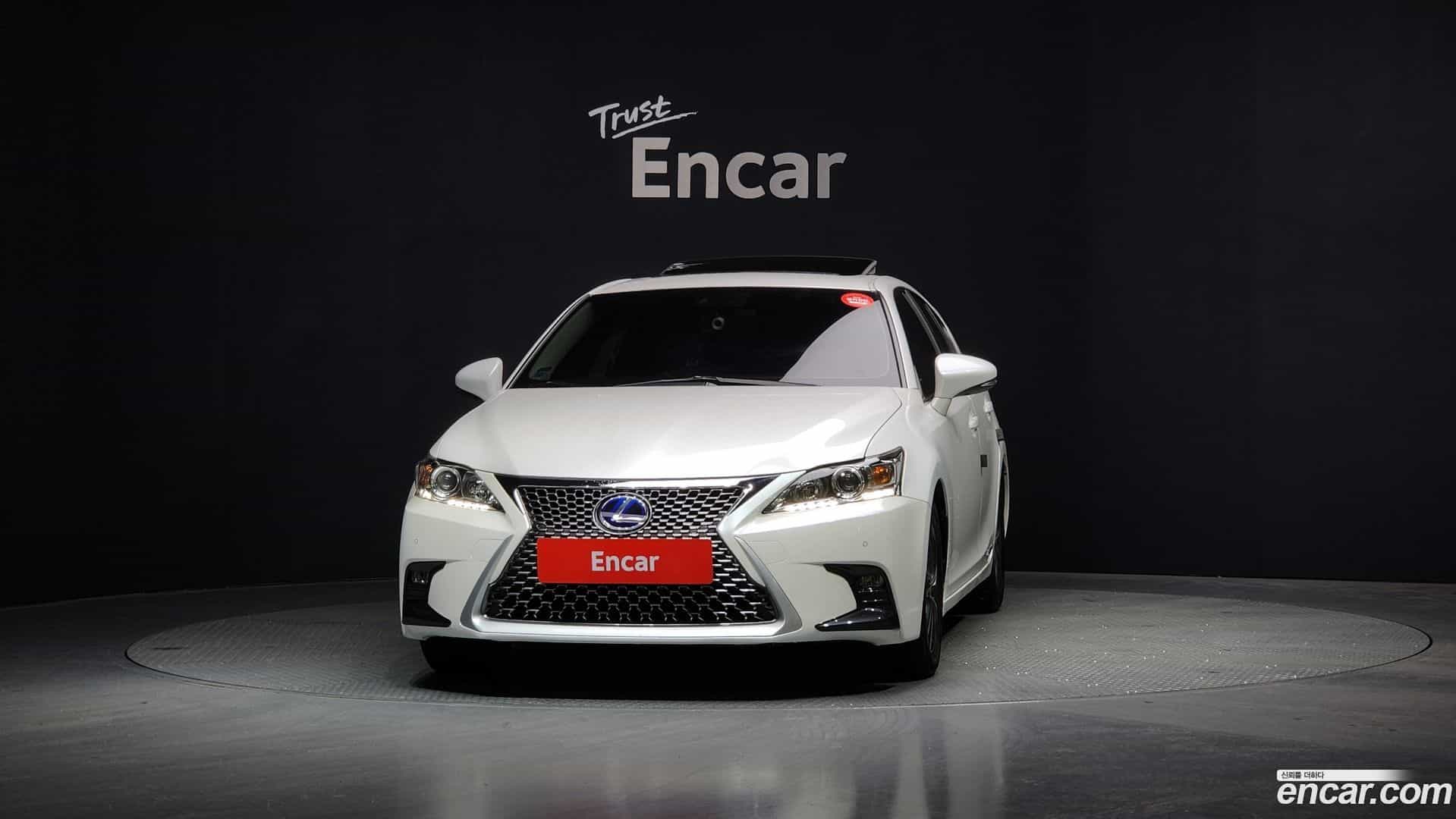 CT200h Lexus 2017.8-OUTER-003