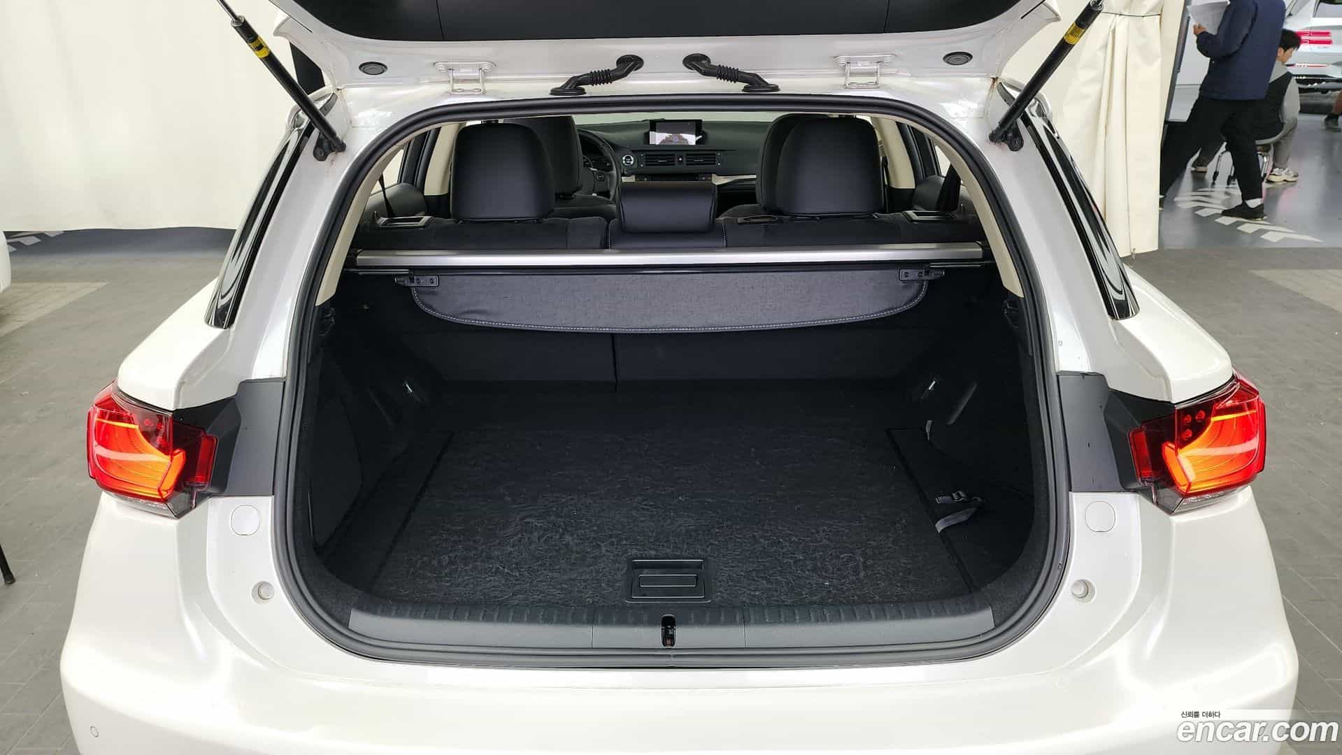 CT200h Lexus 2017.8-OPTION-024