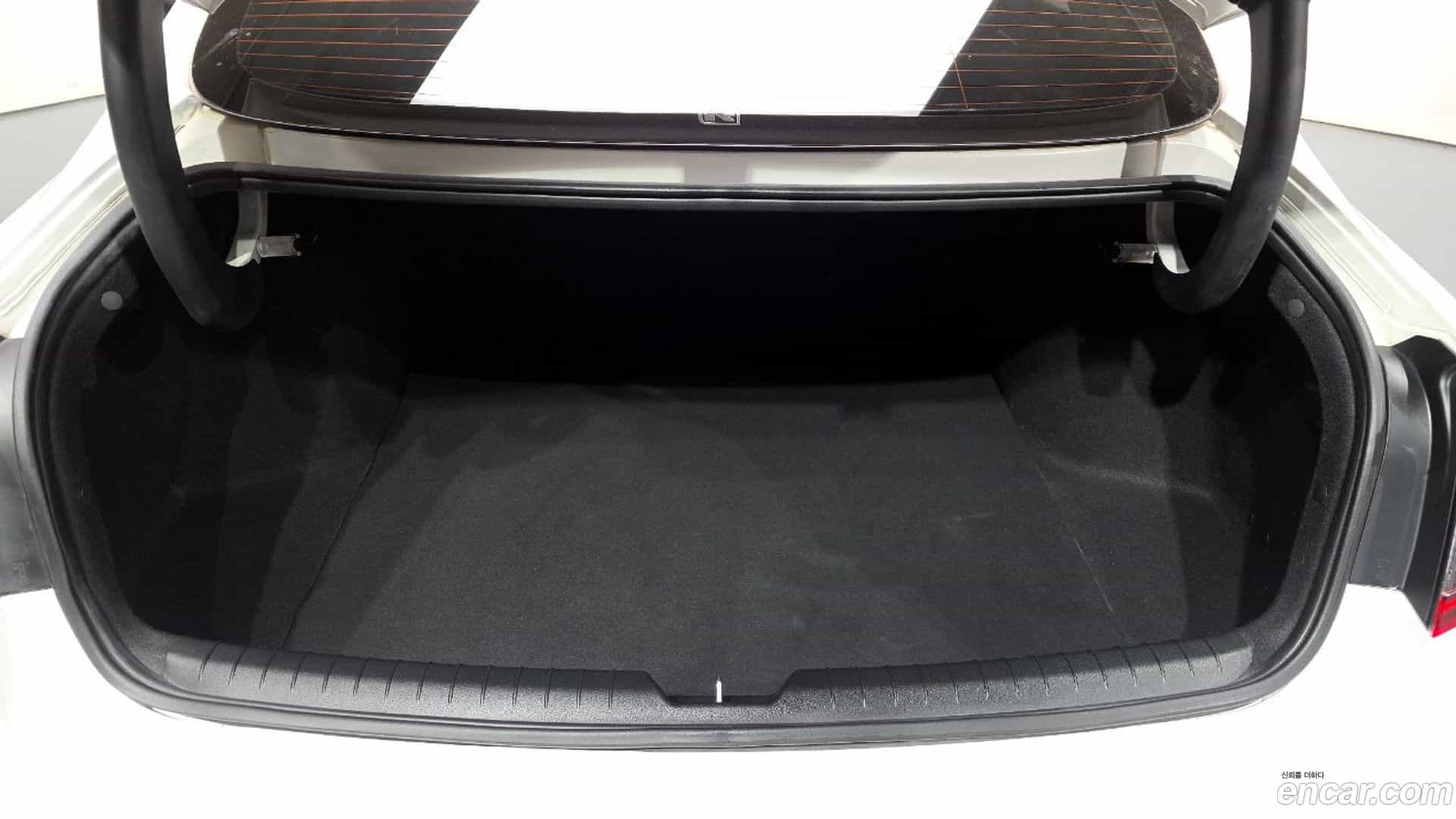 Sonata Hyundai 2022.6-OPTION-024
