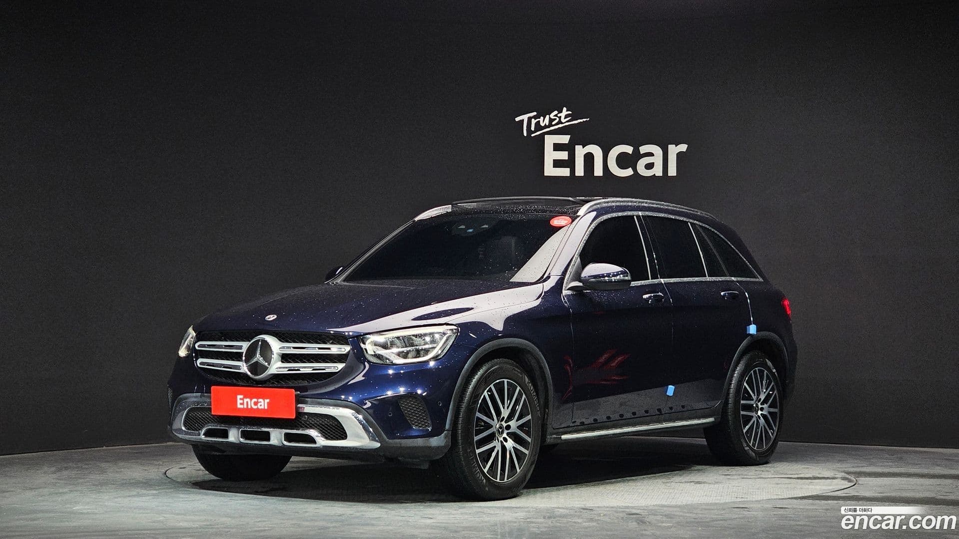 Main__Slider__Photo:GLC-Class Mercedes-Benz 2021.2-0