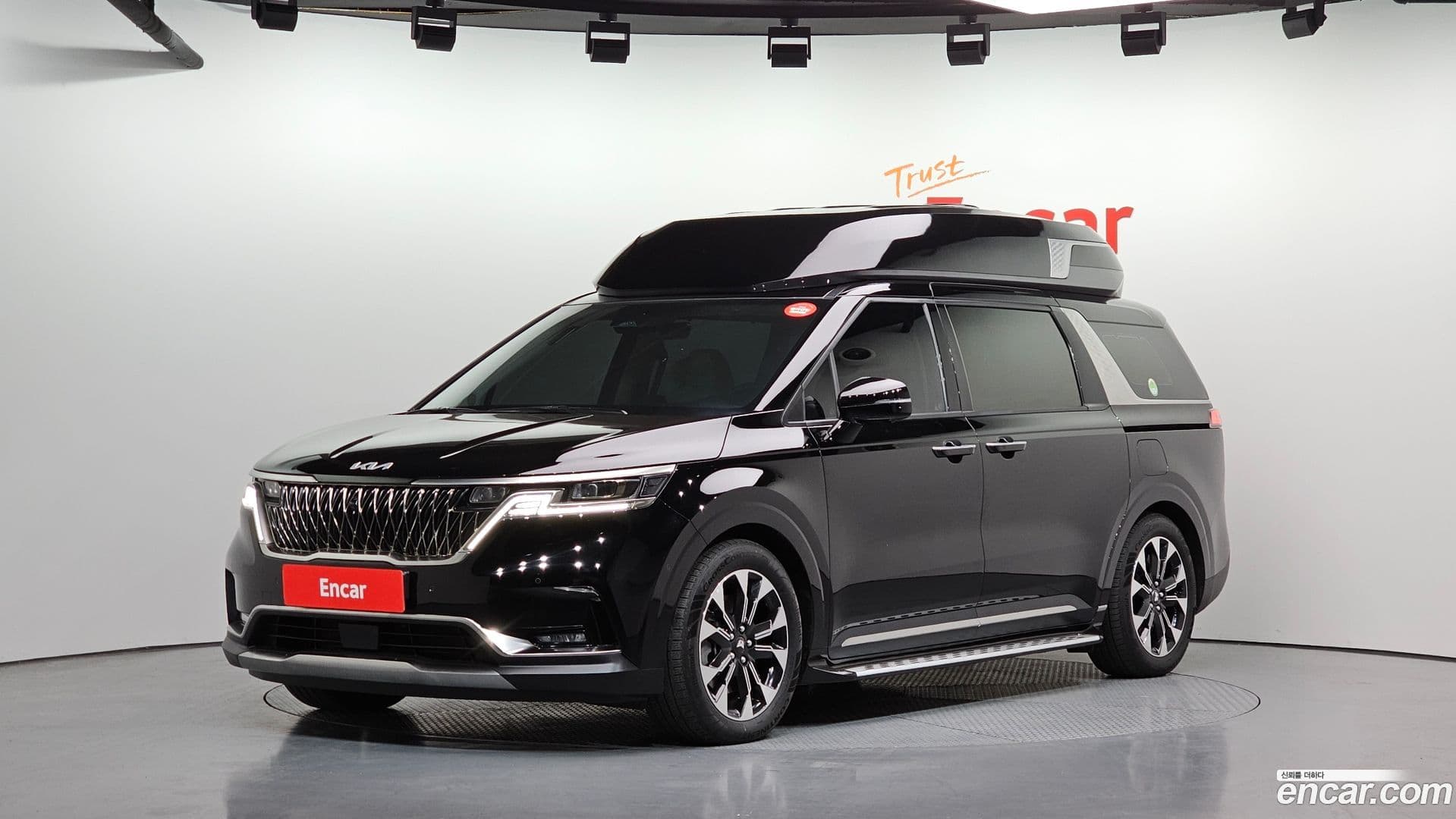 Main__Slider__Photo:Canival Kia 2022.10-0