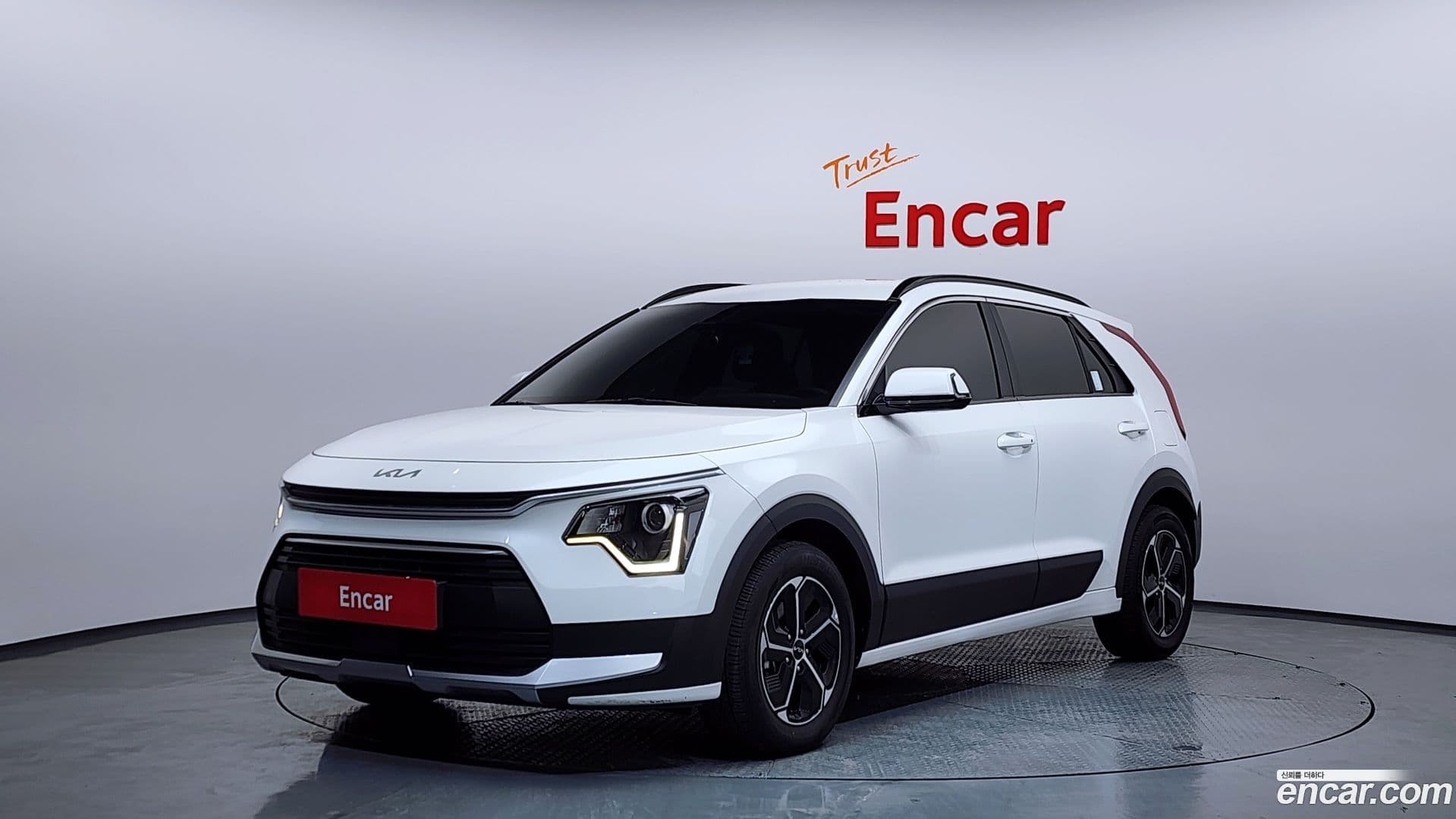 Main__Slider__Photo:Niro Kia 2022.1-0