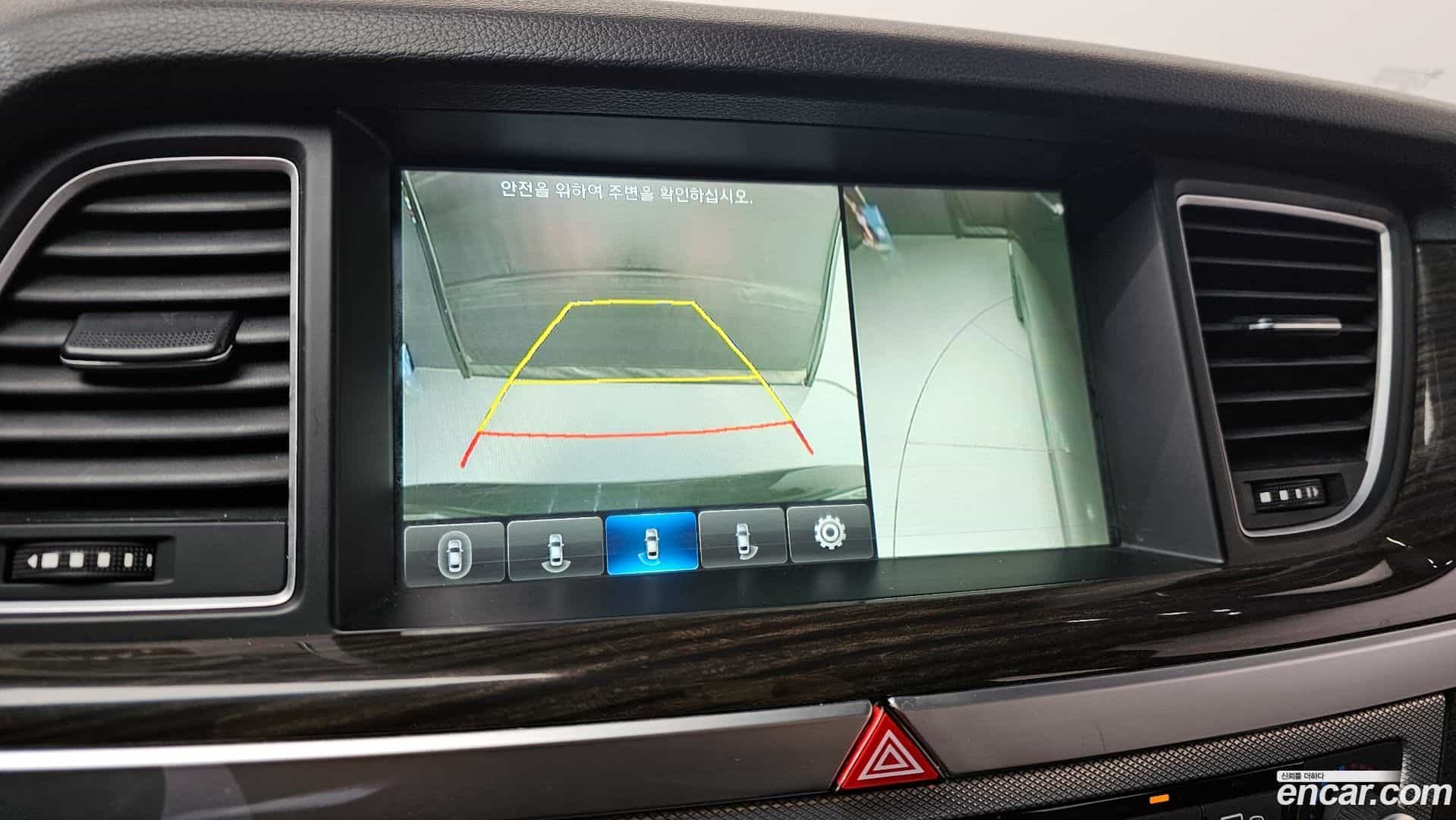 G80 Genesis 2018.0-OPTION-020