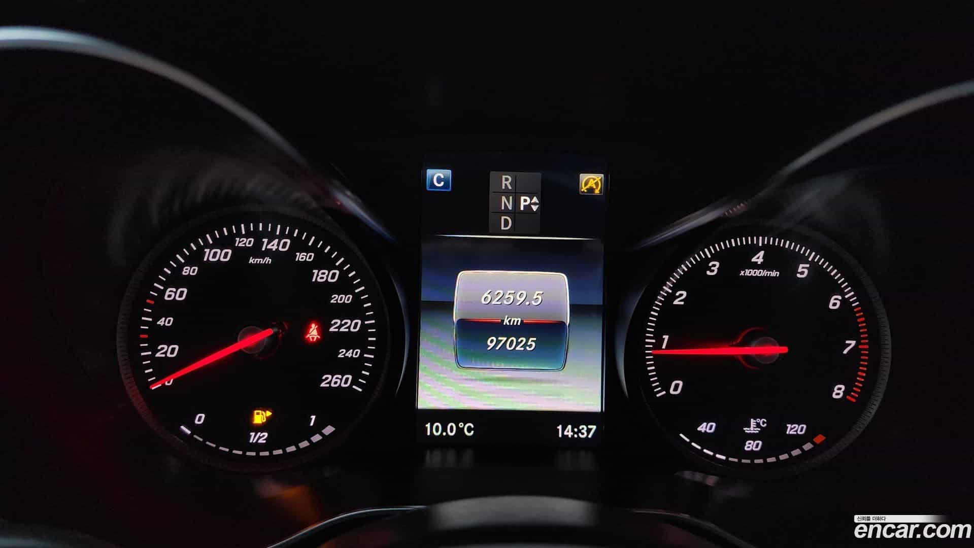 C-Class Mercedes-Benz 2017.6-INNER-008