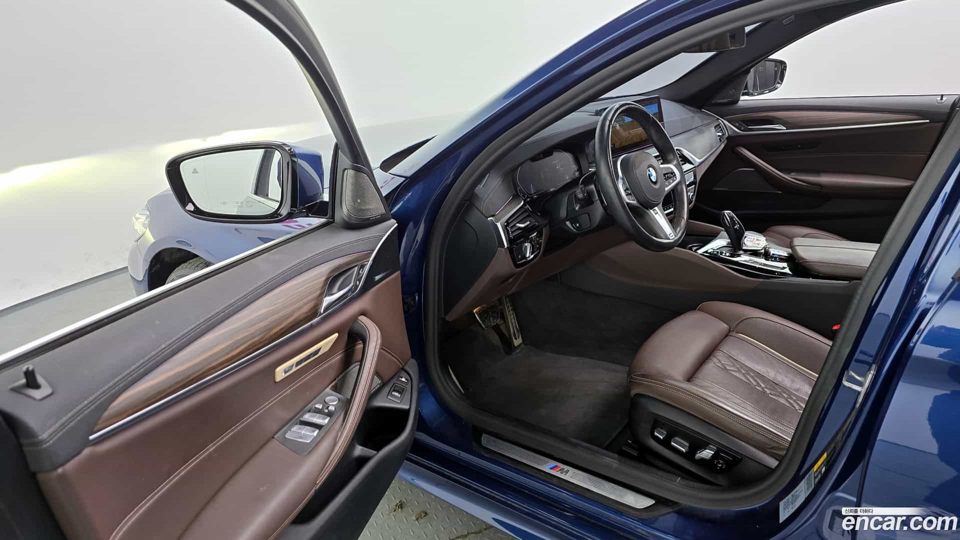5-Series BMW 2021.2-INNER-010
