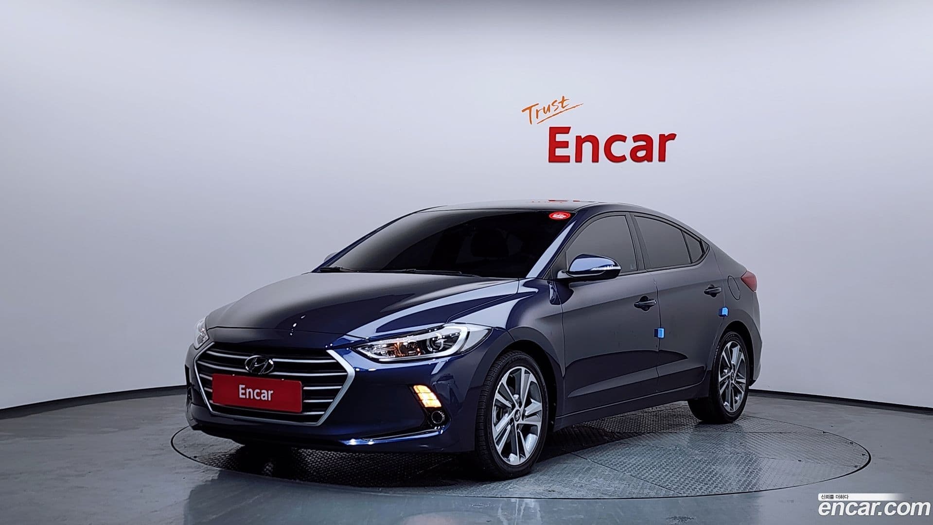 Main__Slider__Photo:AVANTE Hyundai 2016.10-0