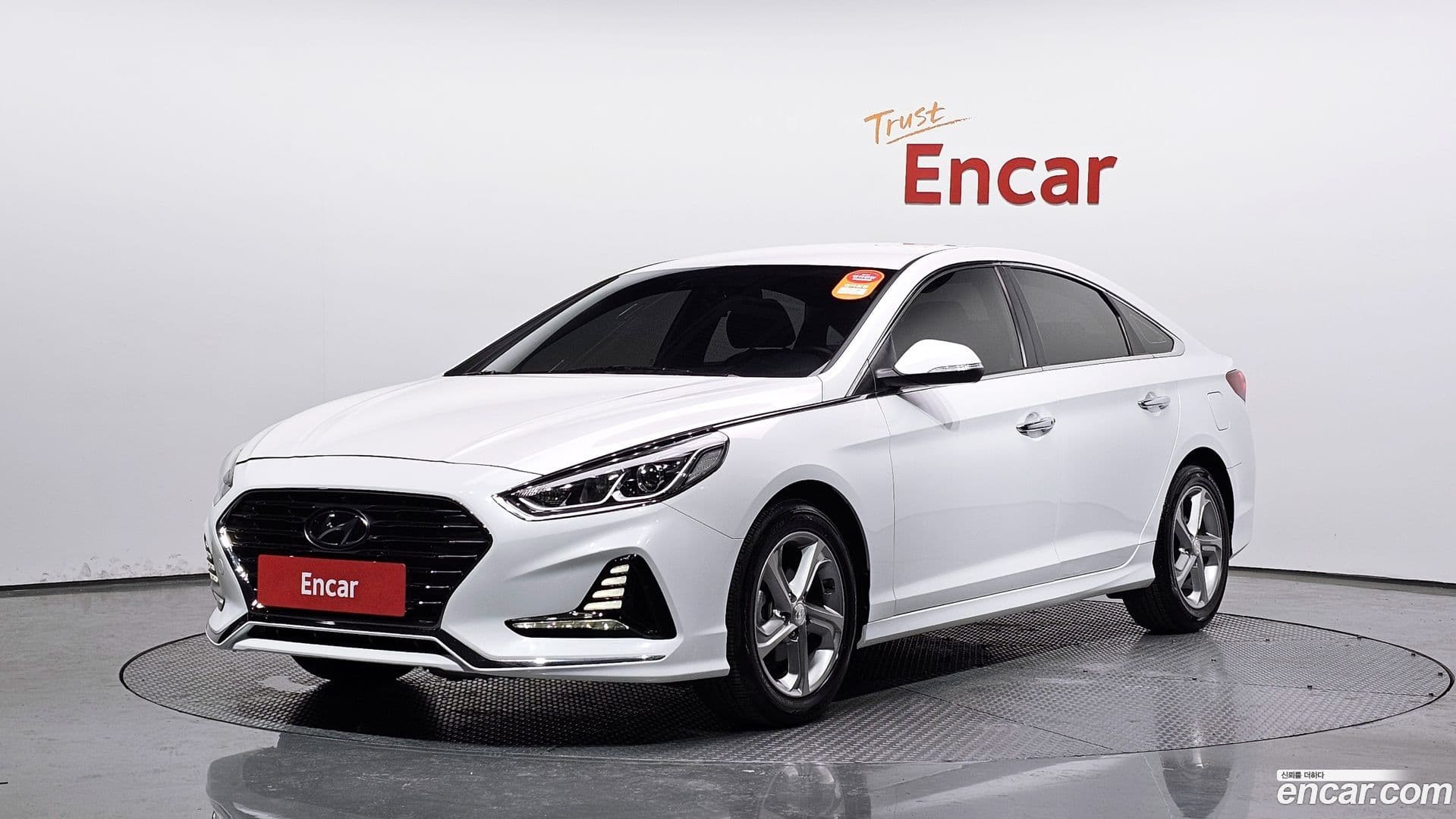Main__Slider__Photo:Sonata Hyundai 2019.1-0