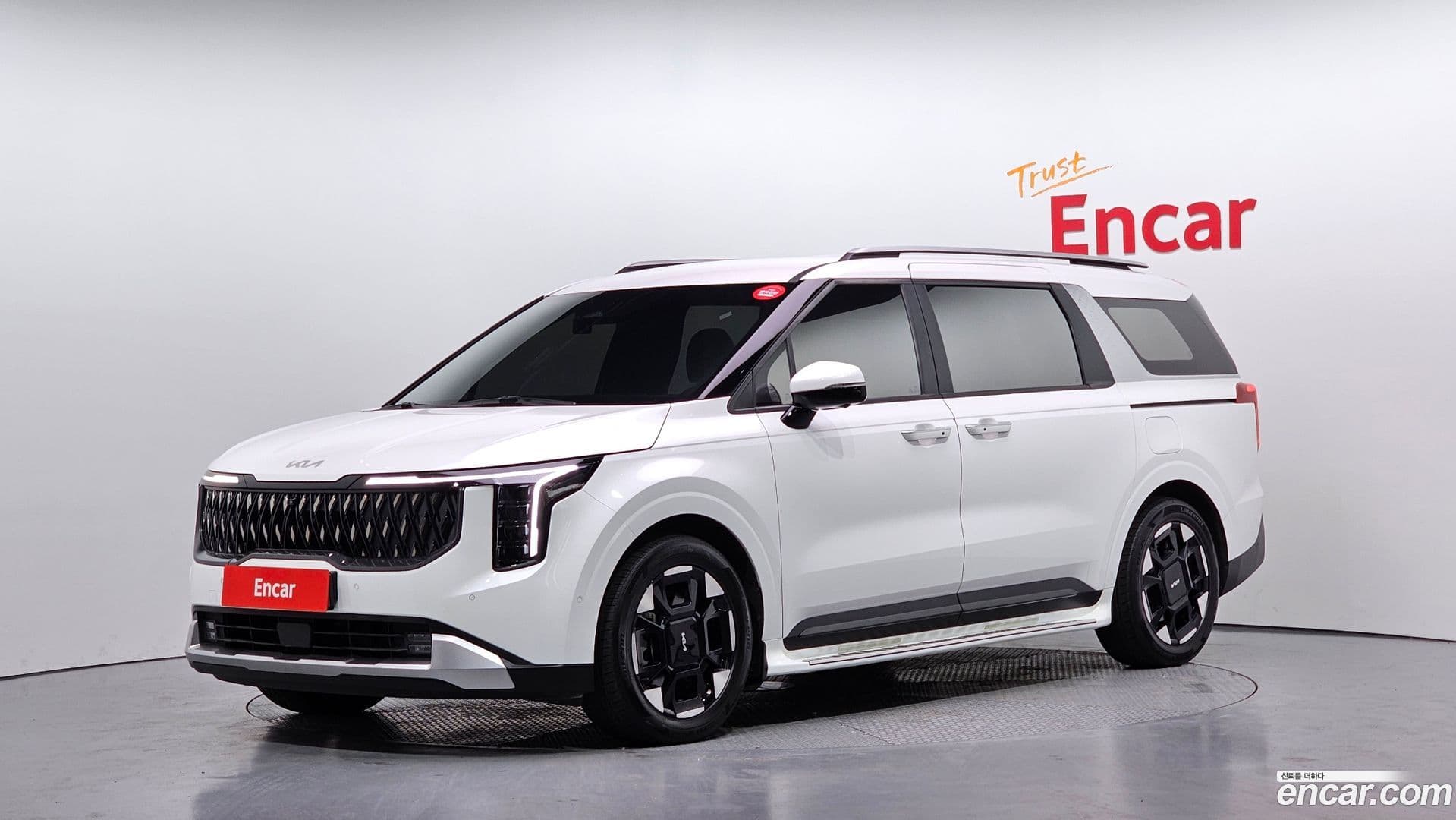 Main__Slider__Photo:Canival Kia 2024.2-0