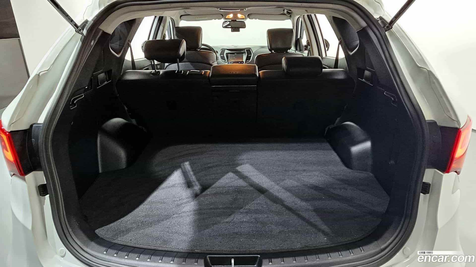 Santafe Hyundai 2017.0-OPTION-024
