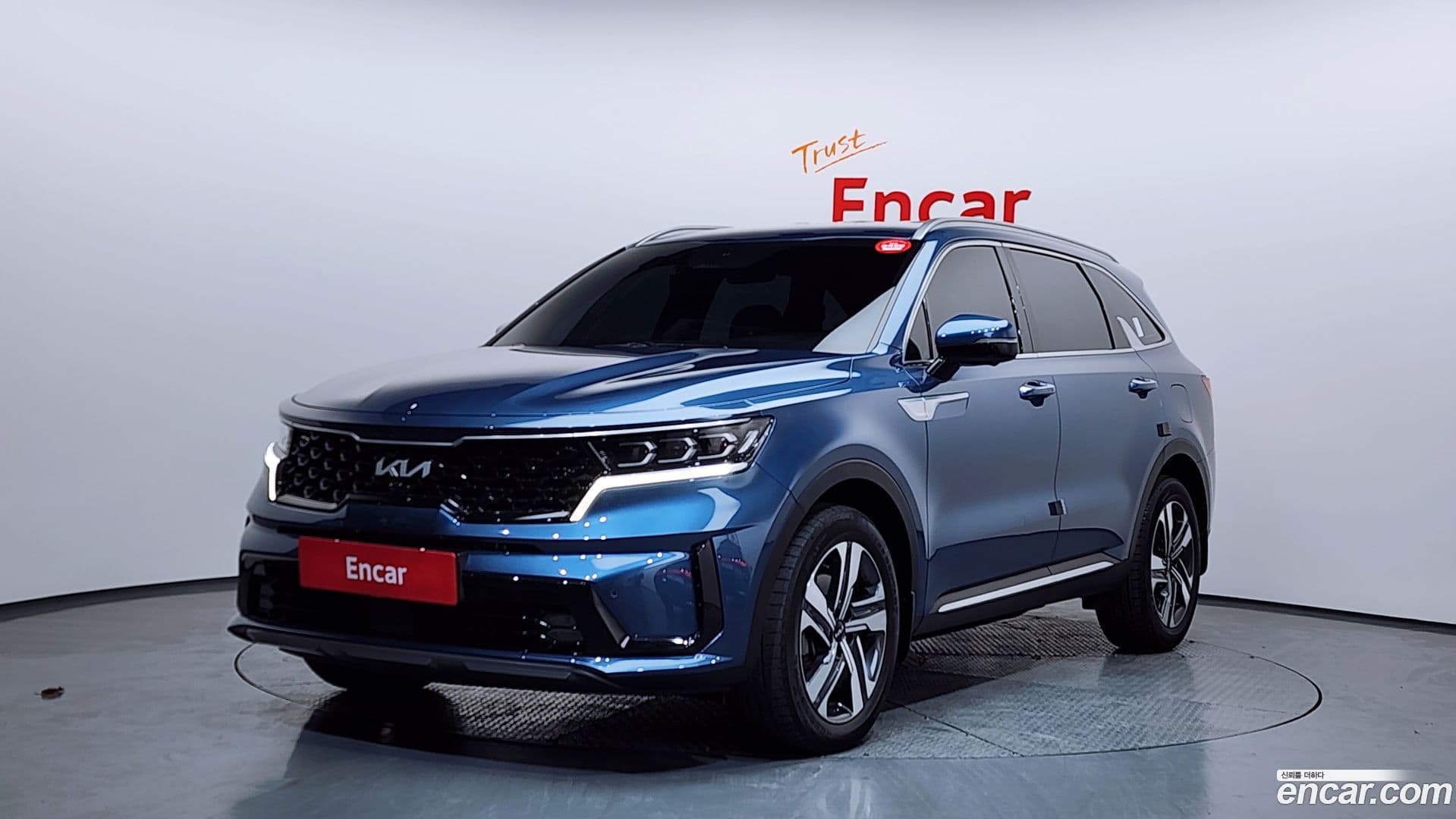 Main__Slider__Photo:Sorento Kia 2021.11-0