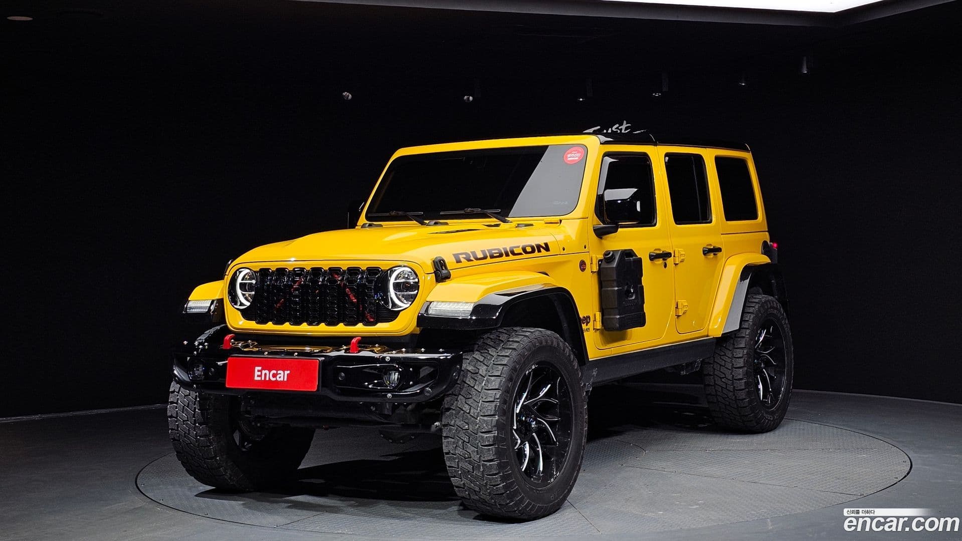 Main__Slider__Photo:Wrangler Jeep 2021.5-0