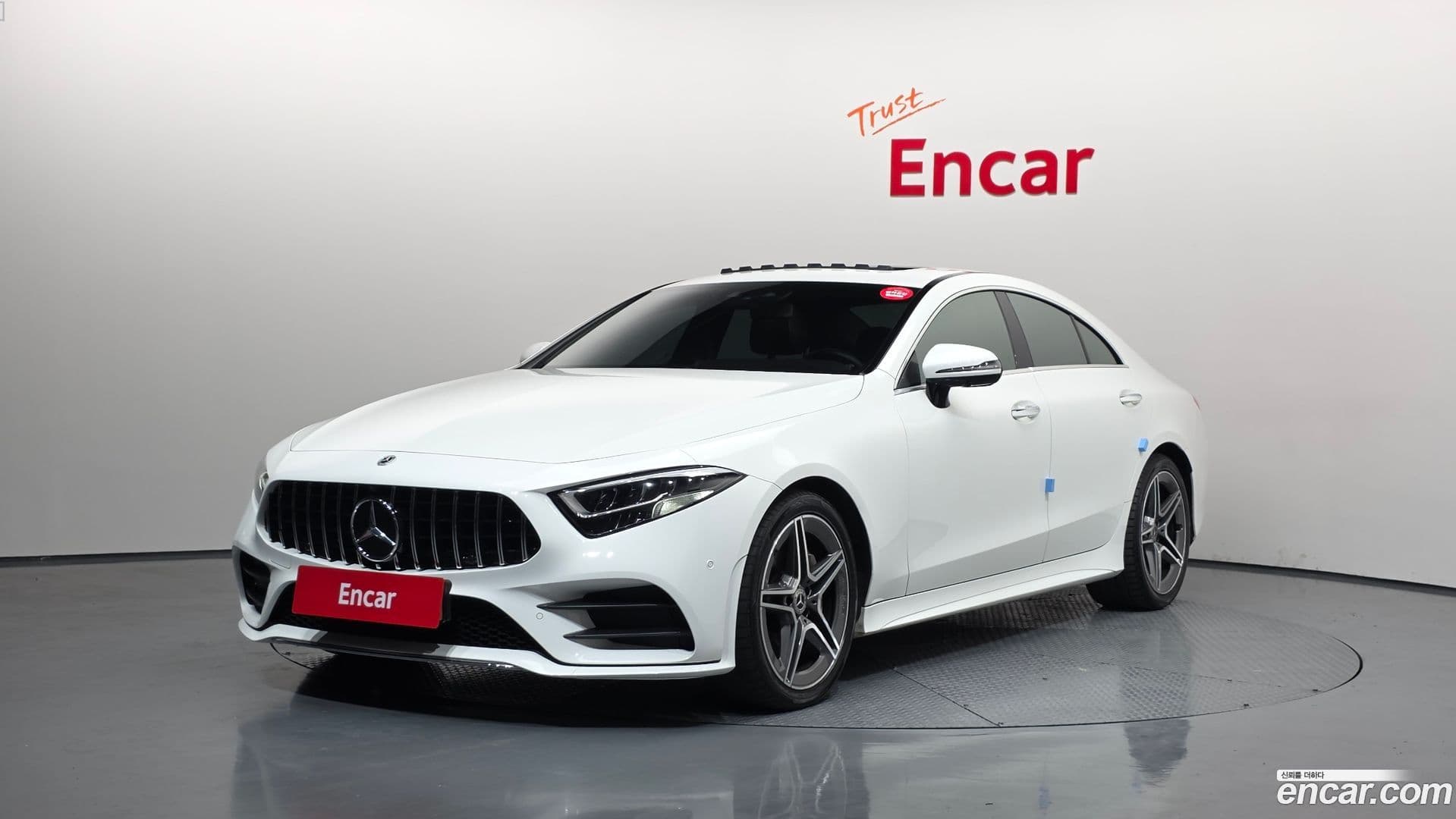 Main__Slider__Photo:CLS-Class Mercedes-Benz 2019.11-0