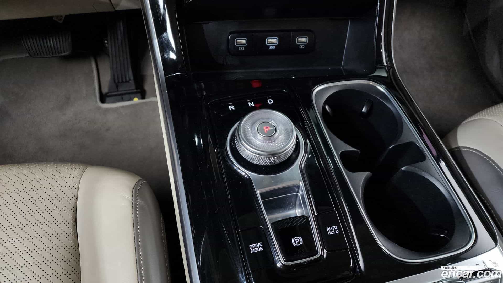 Canival Kia 2021.2-INNER-009