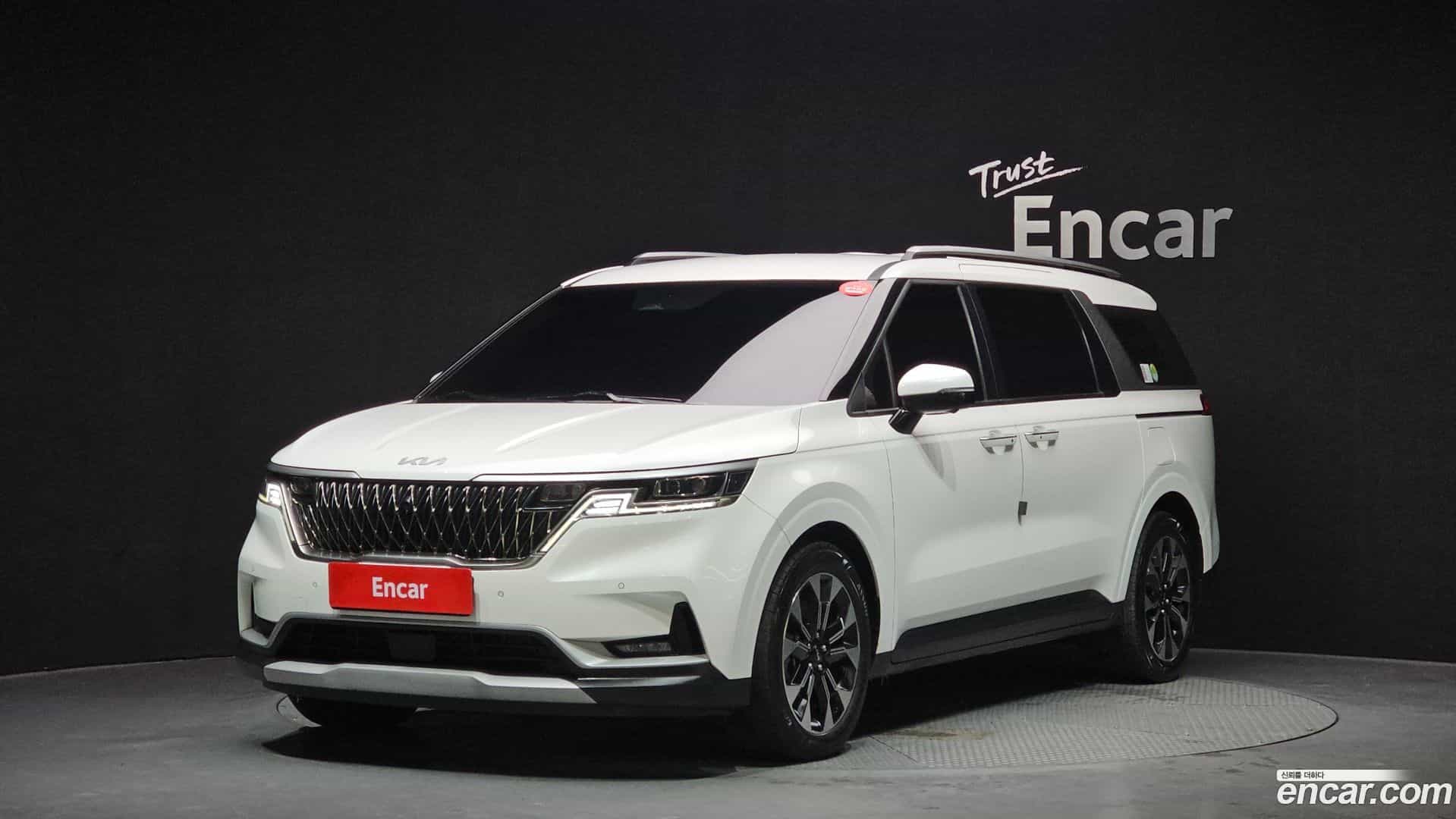Canival Kia 2022.11-OUTER-001