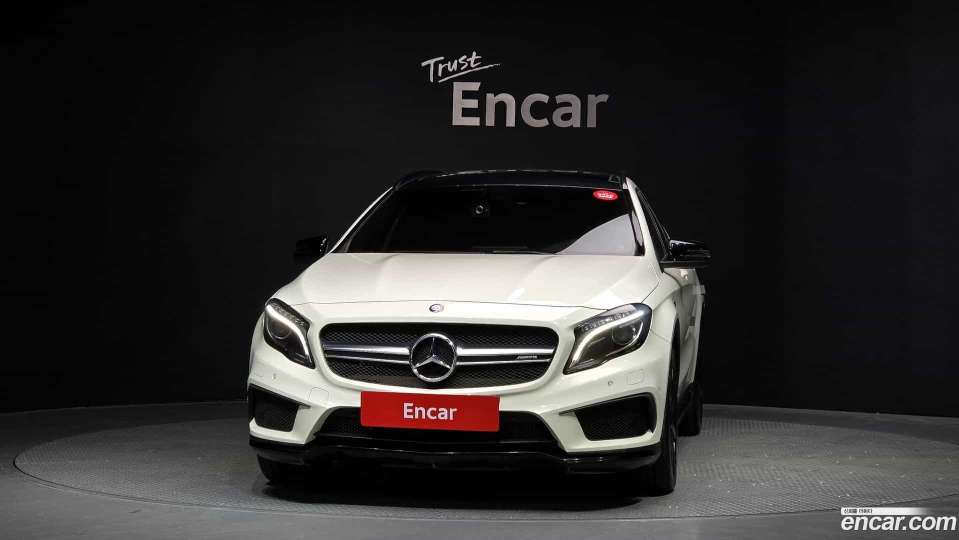GLA-Class Mercedes-Benz 2015.8-OUTER-003