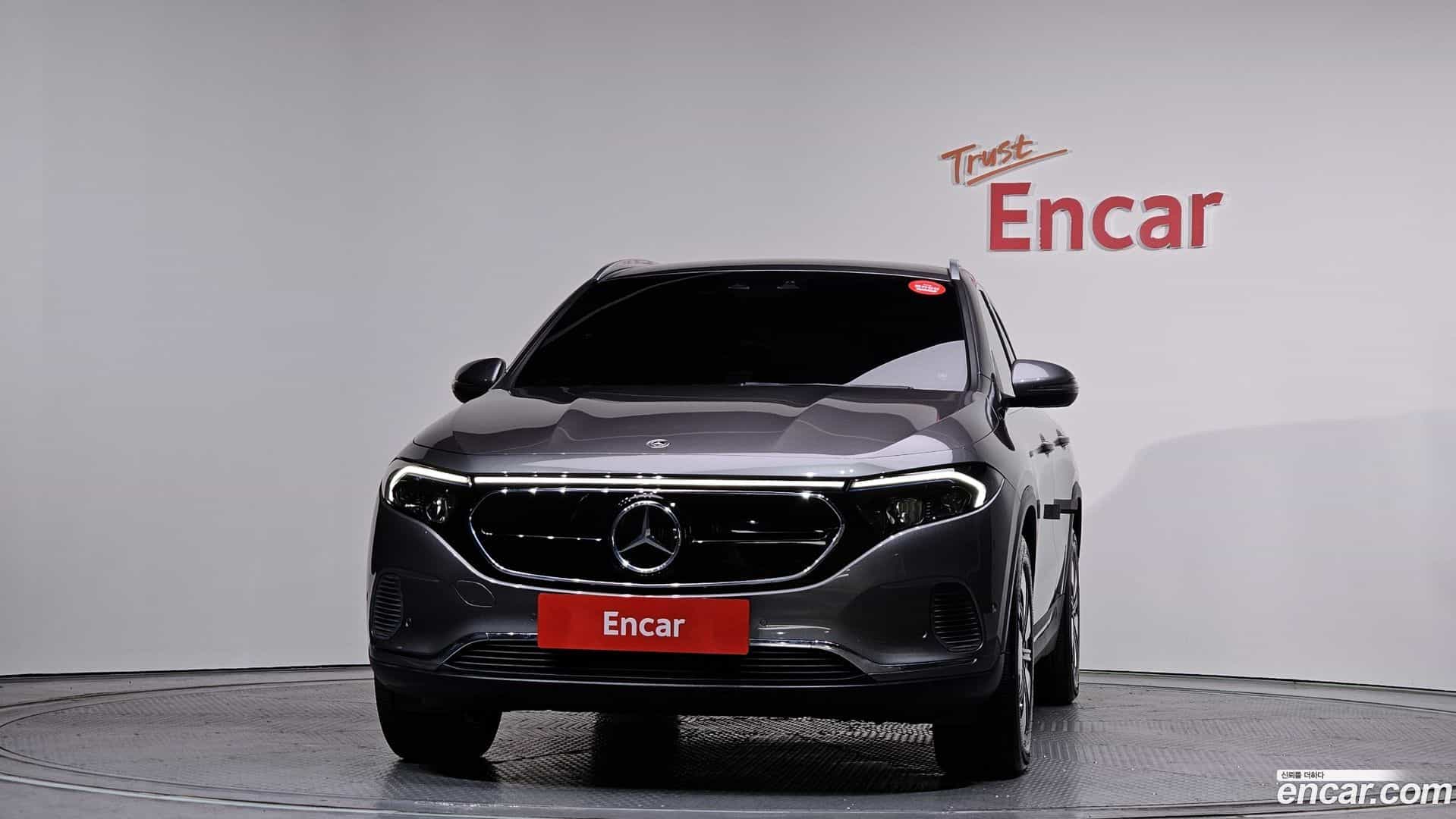 EQA Mercedes-Benz 2021.10-OUTER-003