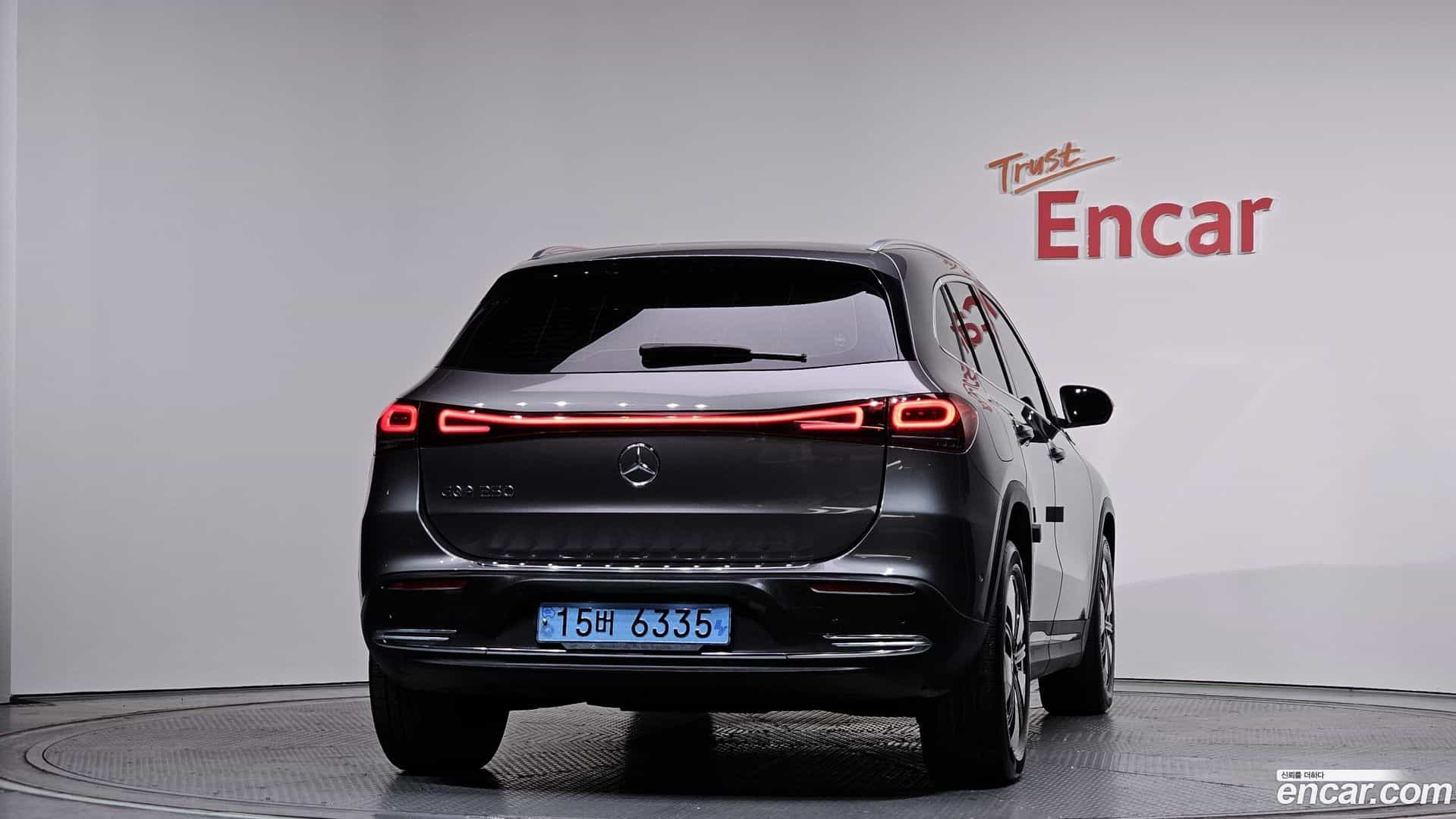 EQA Mercedes-Benz 2021.10-OUTER-004