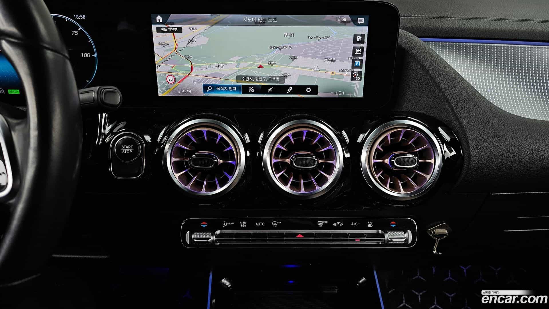 EQA Mercedes-Benz 2021.10-OPTION-018