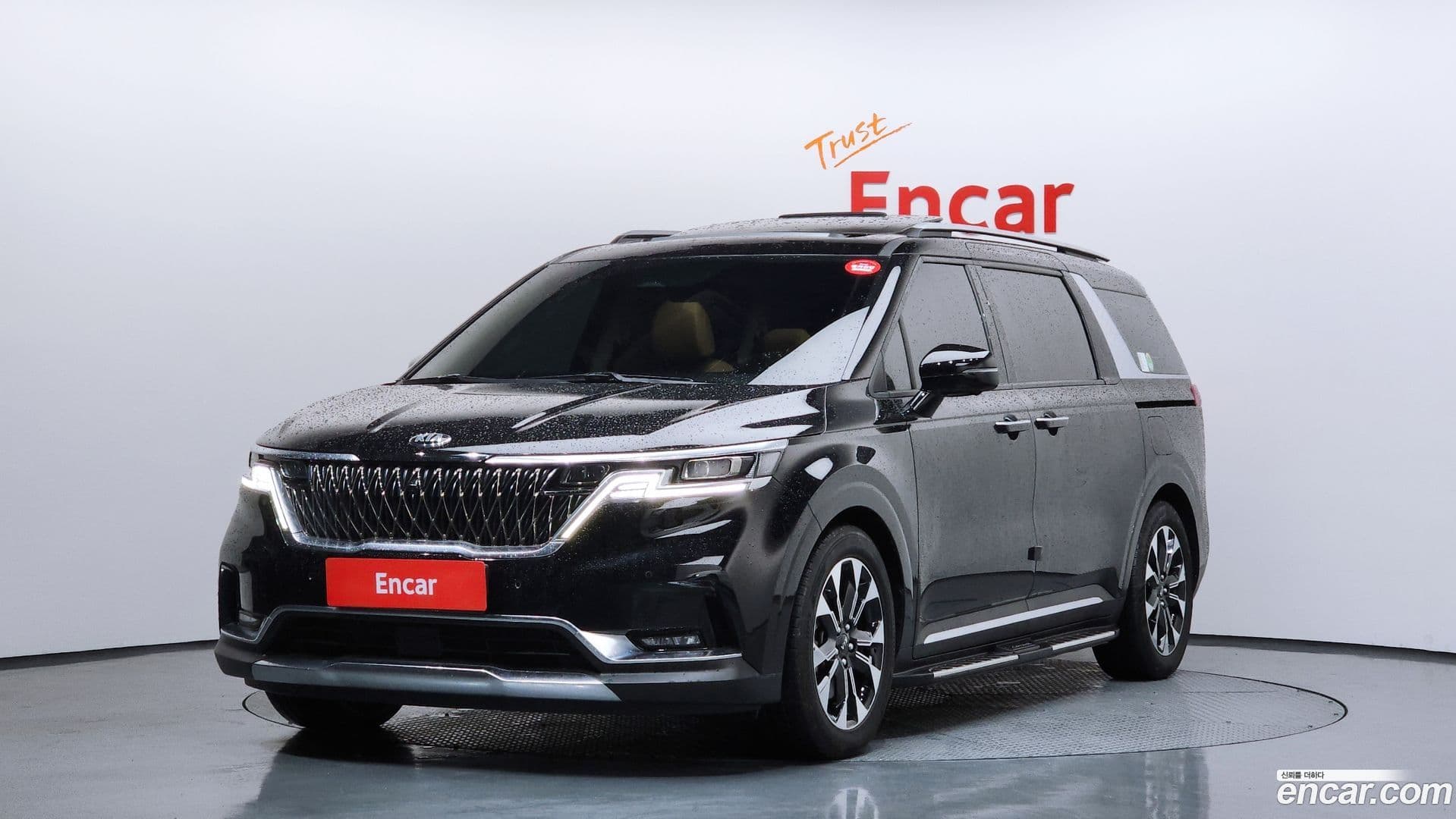 Main__Slider__Photo:Canival Kia 2021.0-0