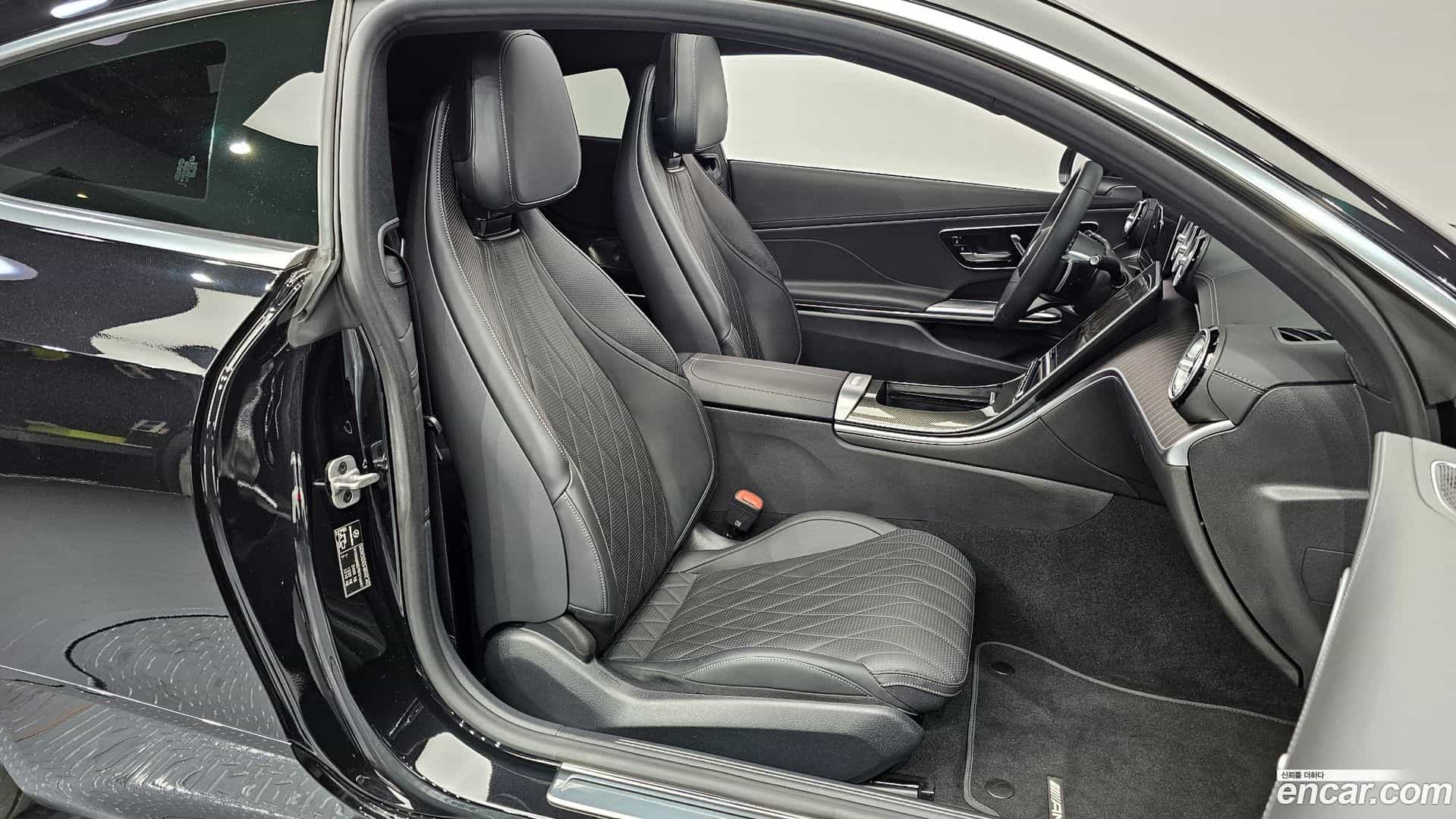 CLE-Class Mercedes-Benz 2024.11-INNER-010