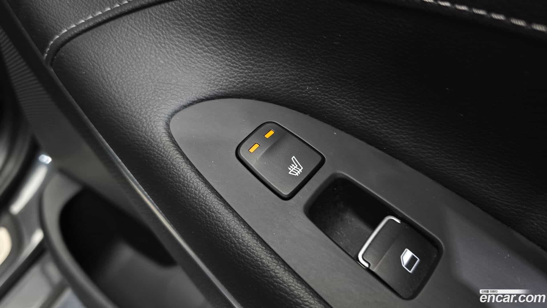 Grandeur Hyundai 2018.10-OPTION-023