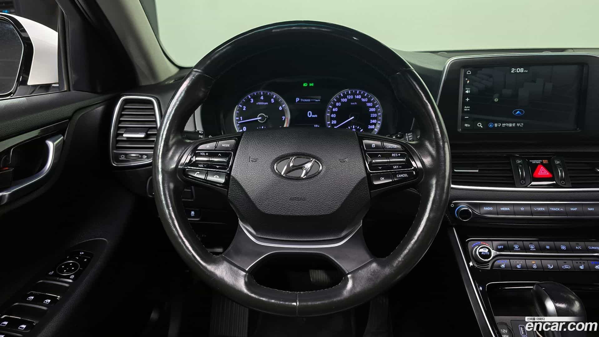 Grandeur Hyundai 2017.4-OPTION-017