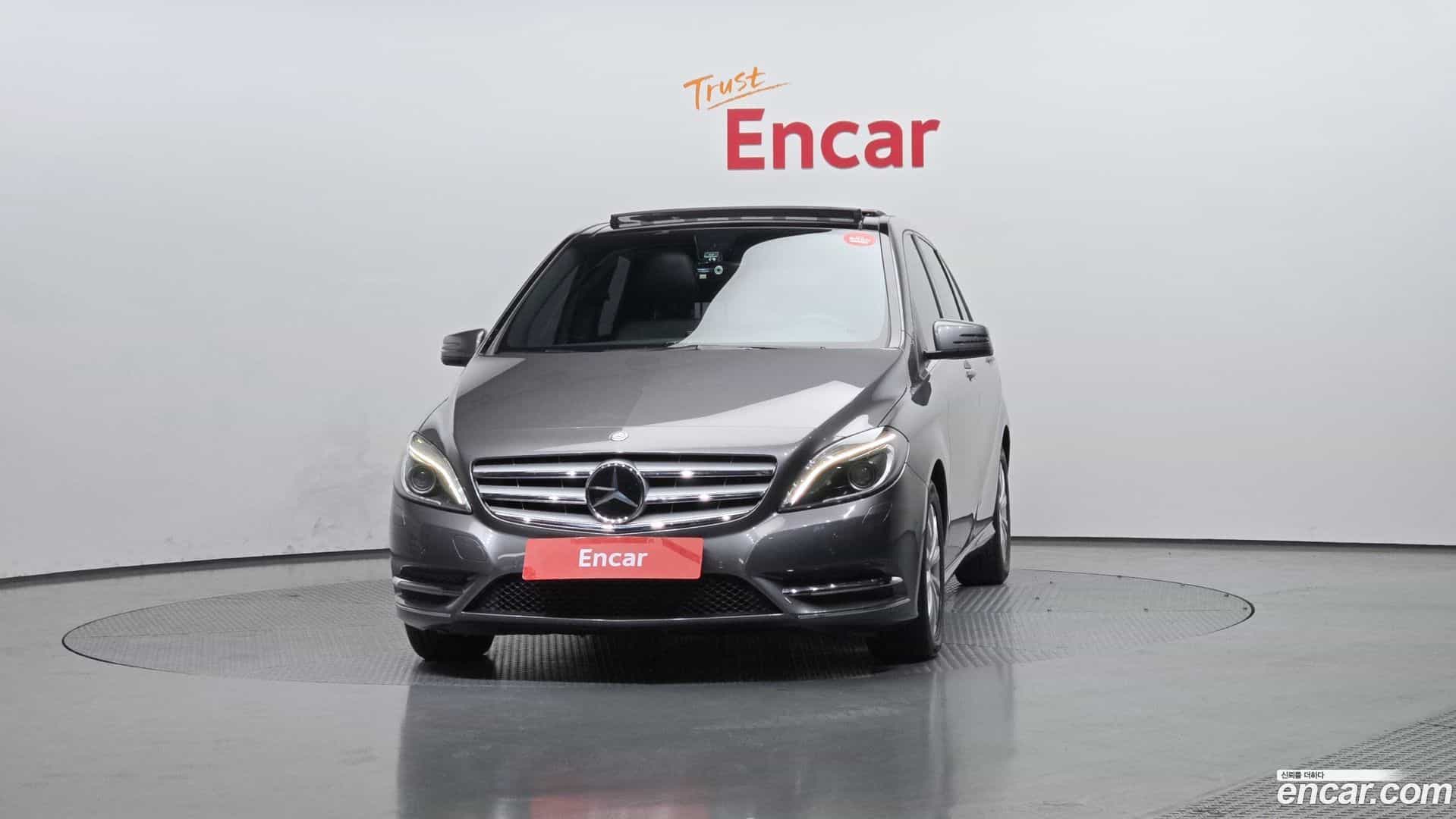 B-Class Mercedes-Benz 2014.11-OUTER-003