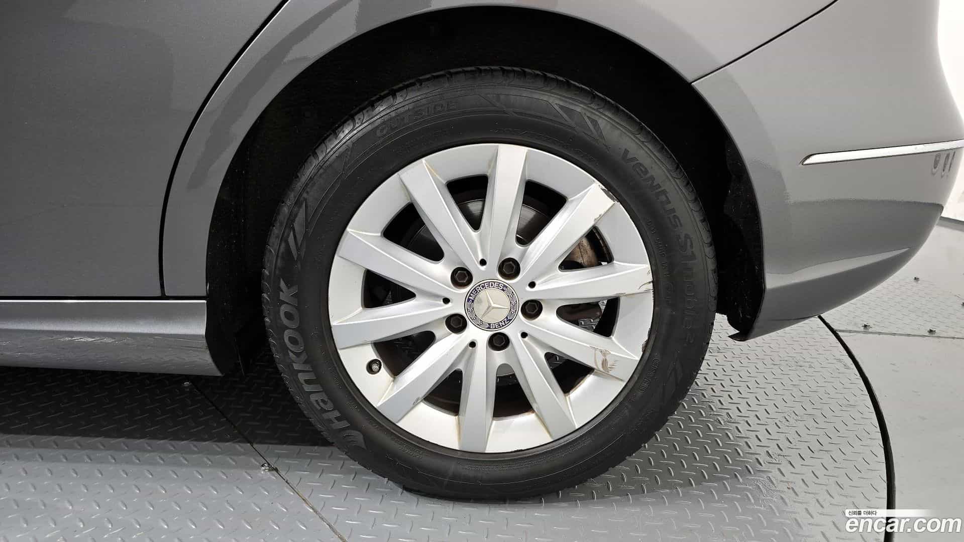 B-Class Mercedes-Benz 2014.11-OUTER-005