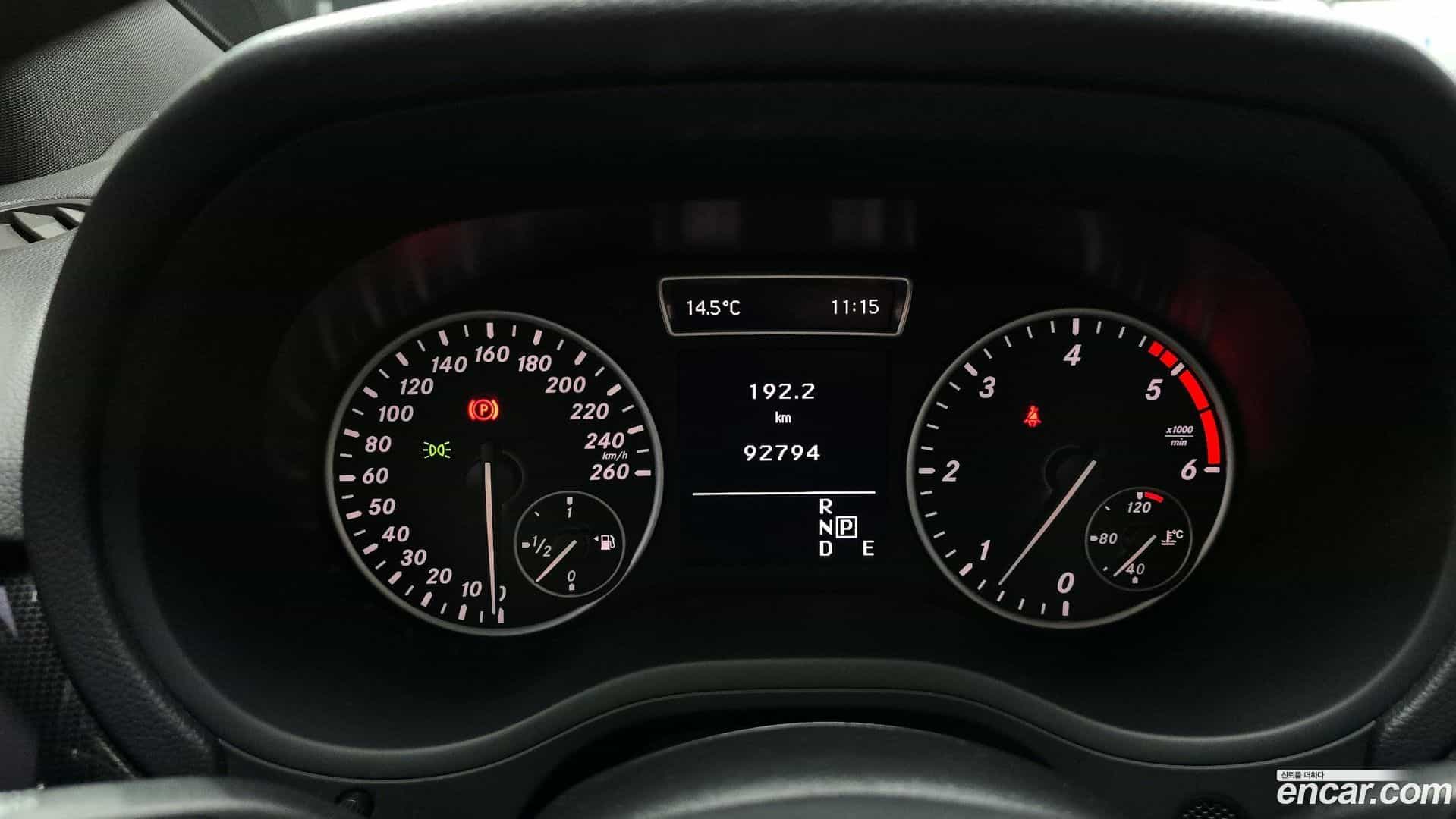 B-Class Mercedes-Benz 2014.11-INNER-008