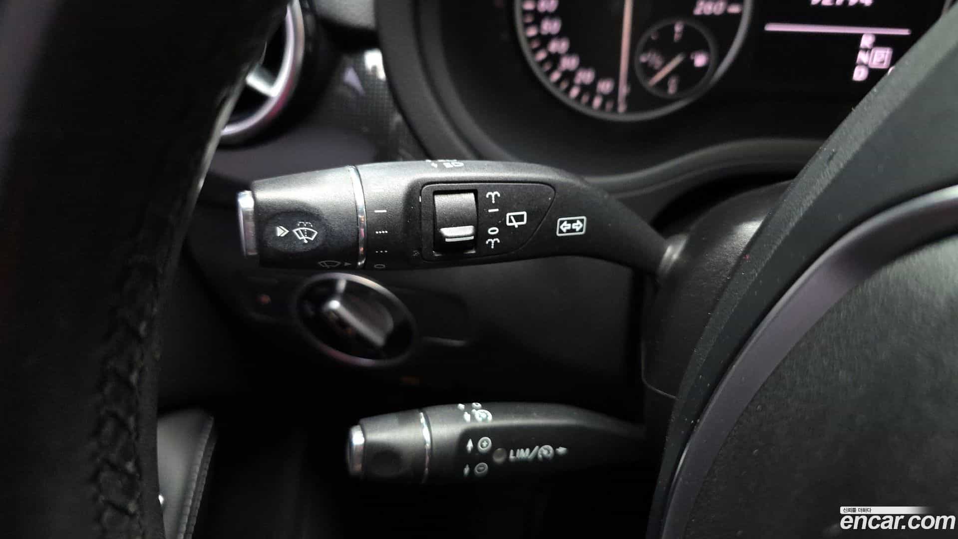 B-Class Mercedes-Benz 2014.11-OPTION-021