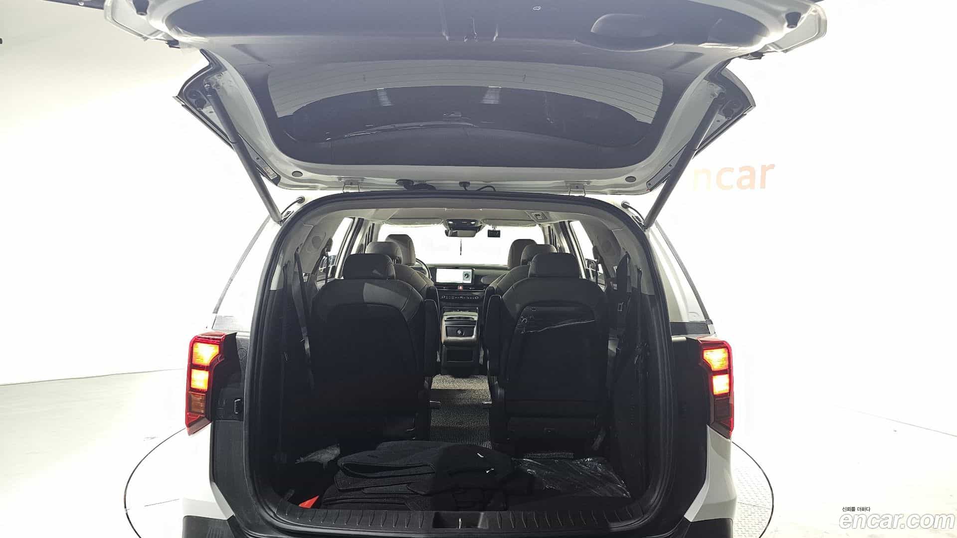 Canival Kia 2024.1-OPTION-024