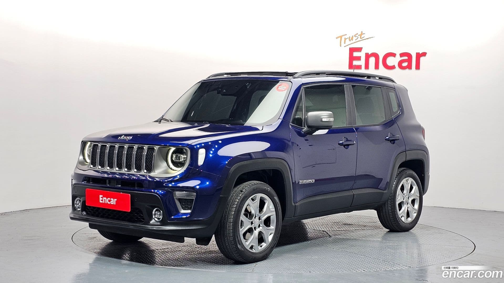 Main__Slider__Photo:Renegade Jeep 2021.10-0