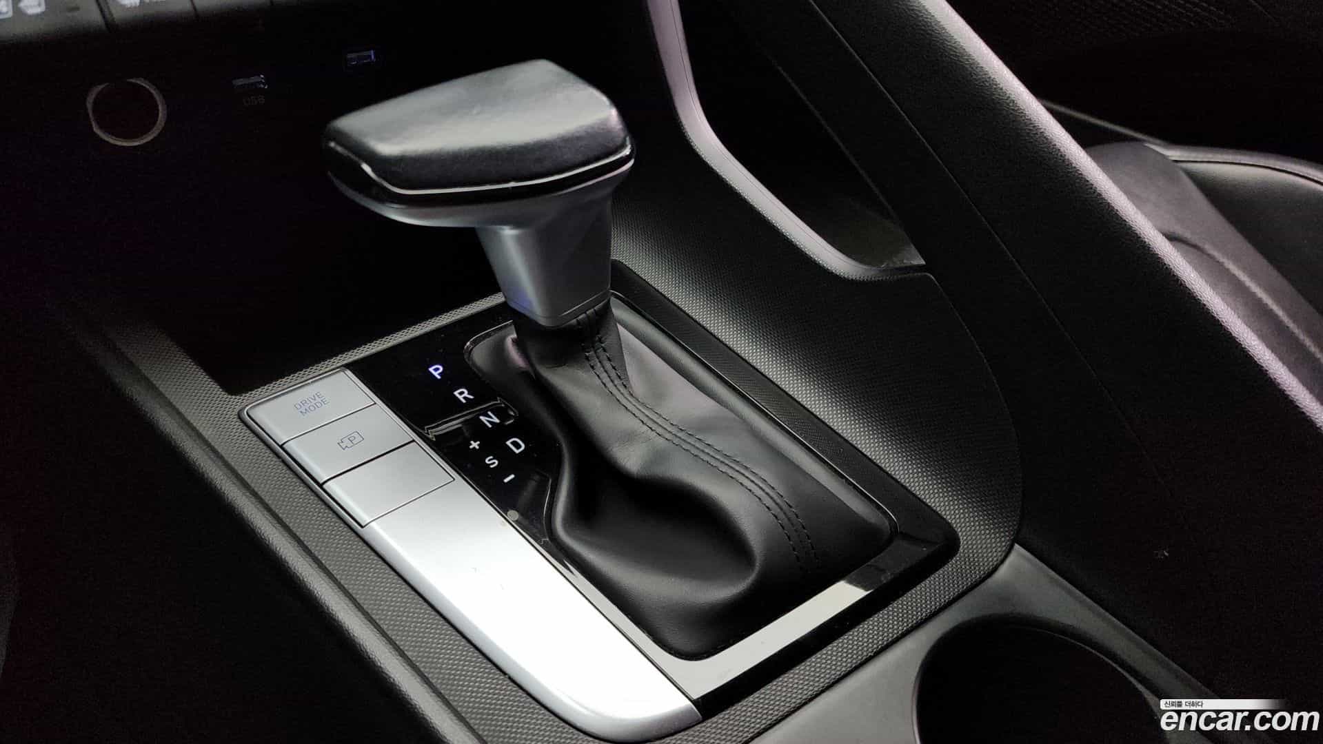 AVANTE Hyundai 2022.3-INNER-009