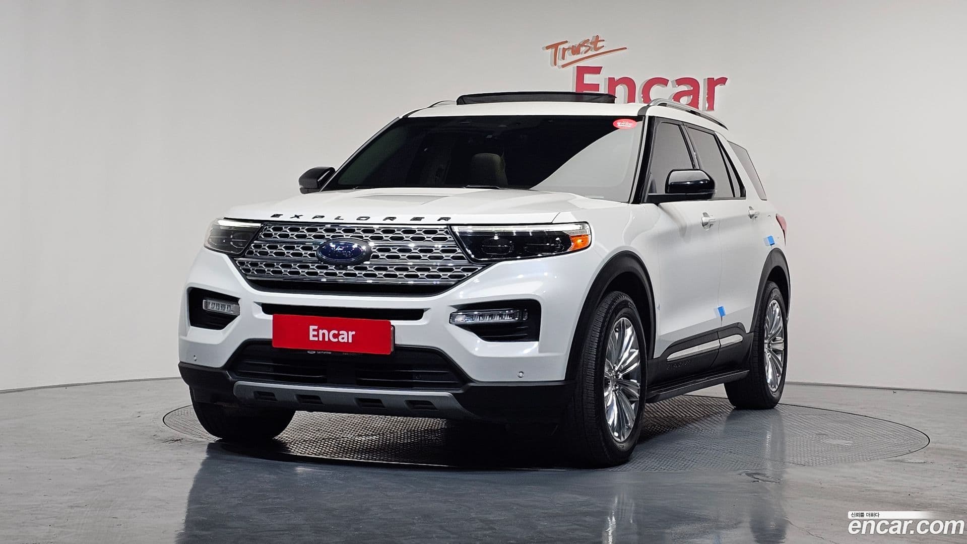 Main__Slider__Photo:Explorer Ford 2020.3-0